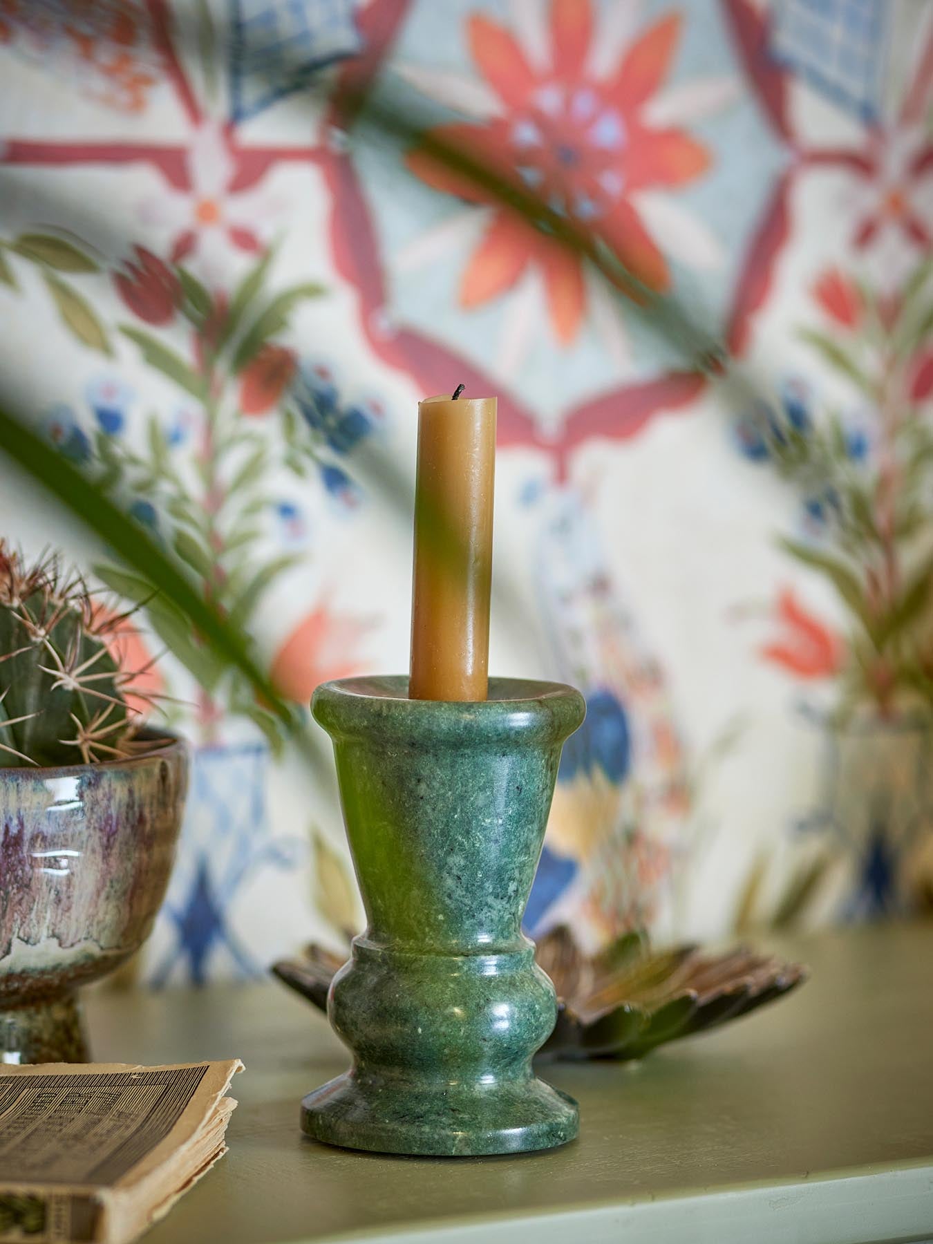 Eleganter Sicilia Kerzenhalter aus grünem Marmor von Creative Collection. Ideal für stilvolle Akzente in jedem Raum.