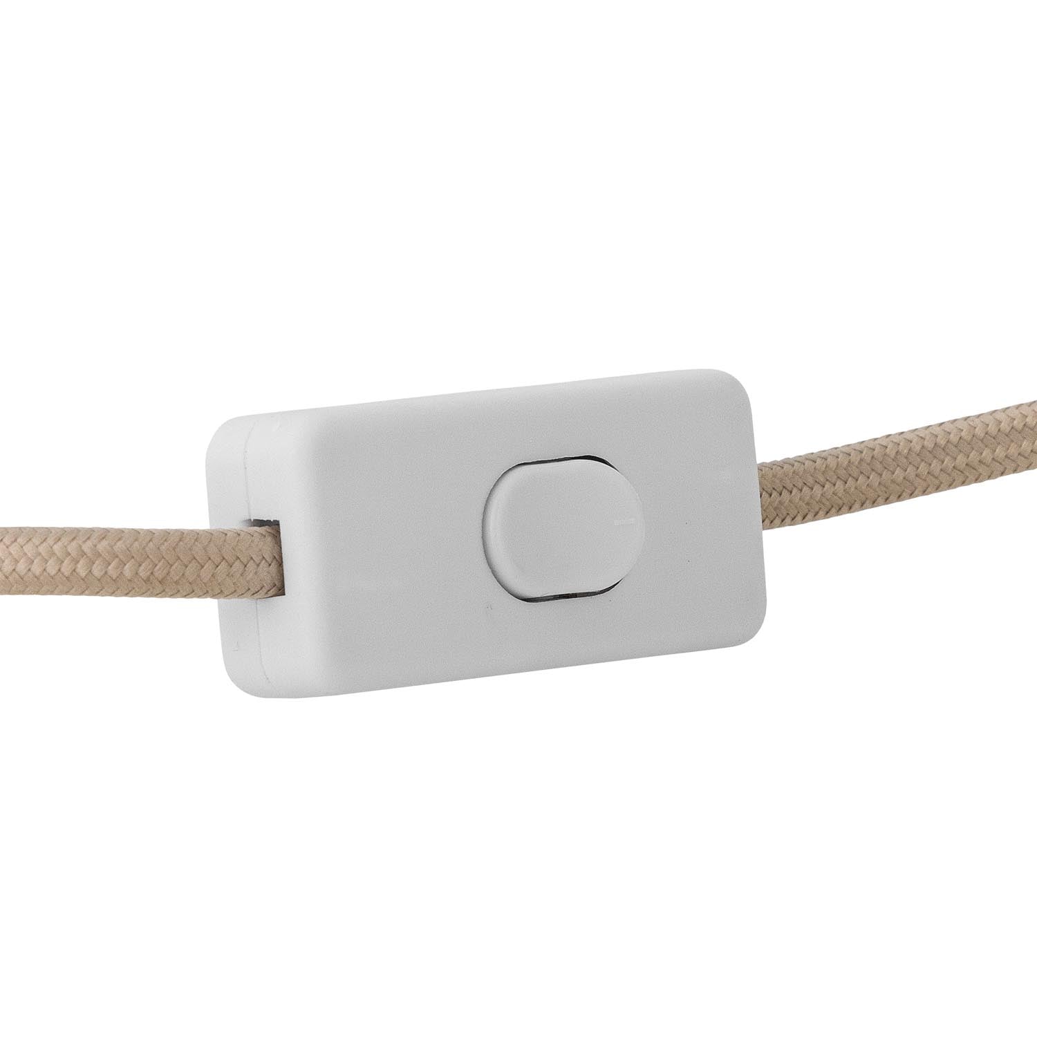 Die Emmie Tischlampe von Bloomingville in Weiß vereint modernes Design und Gemütlichkeit. Perfekt für stimmungsvolle Akzente in Ihrem Zuhause!