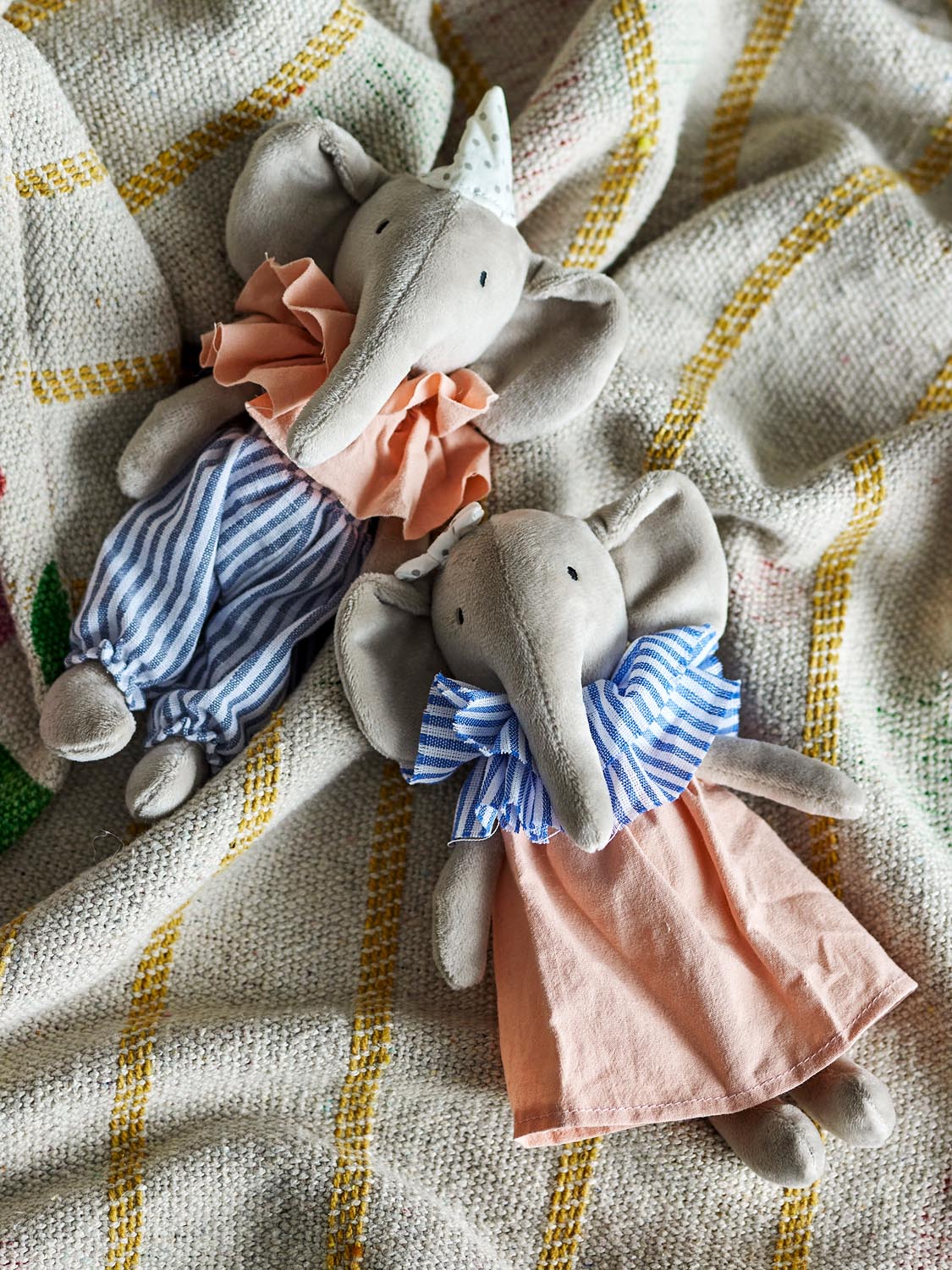Tiko Puppe, Bunt, Polyester in Multi präsentiert im Onlineshop von KAQTU Design AG. Zelt Kids ist von Bloomingville Mini