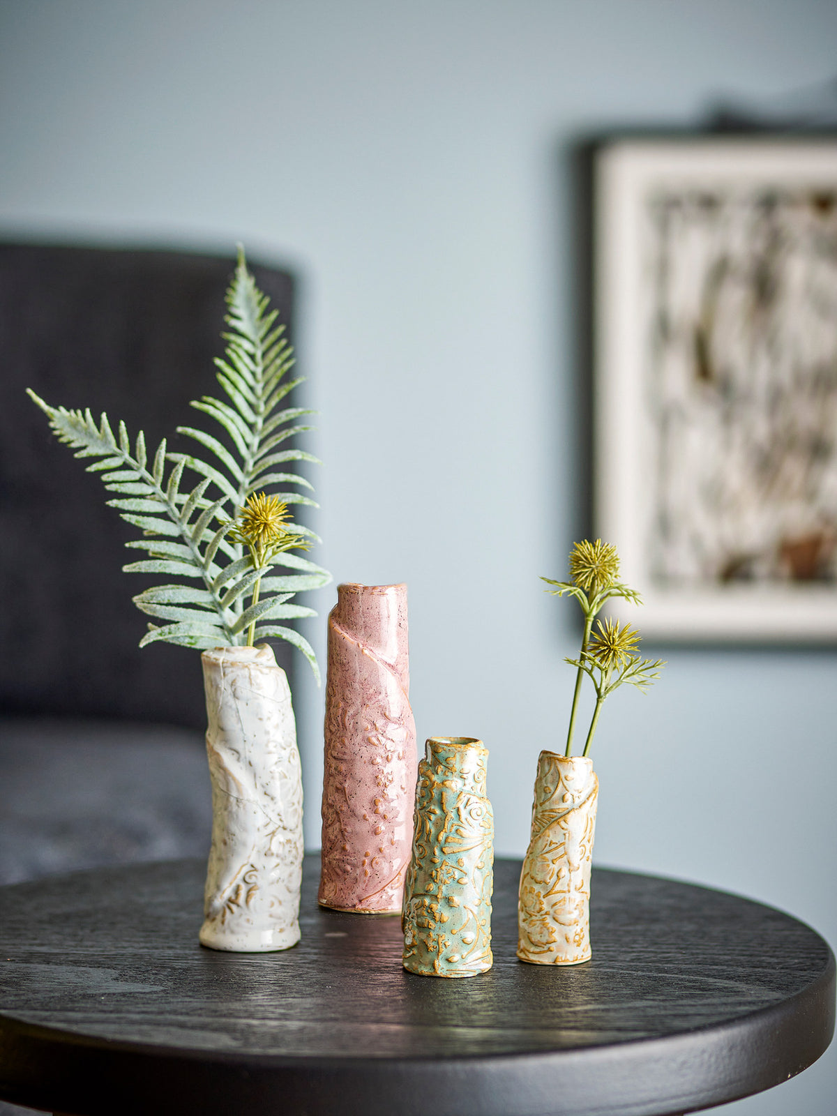 Temple Vase, Braun, Steingut in Braun präsentiert im Onlineshop von KAQTU Design AG. Vase ist von Bloomingville