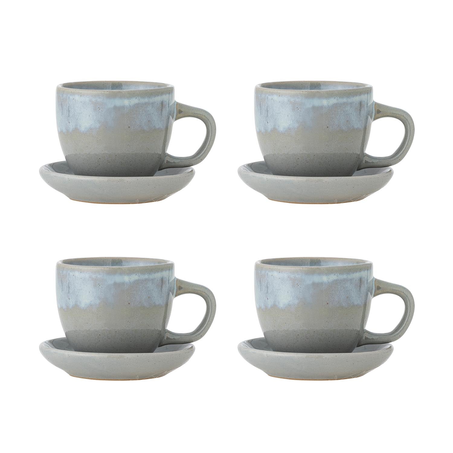 Brenta Tasse mit Untertasse, Blau, Steingut in Blau präsentiert im Onlineshop von KAQTU Design AG. Tasse ist von Bloomingville
