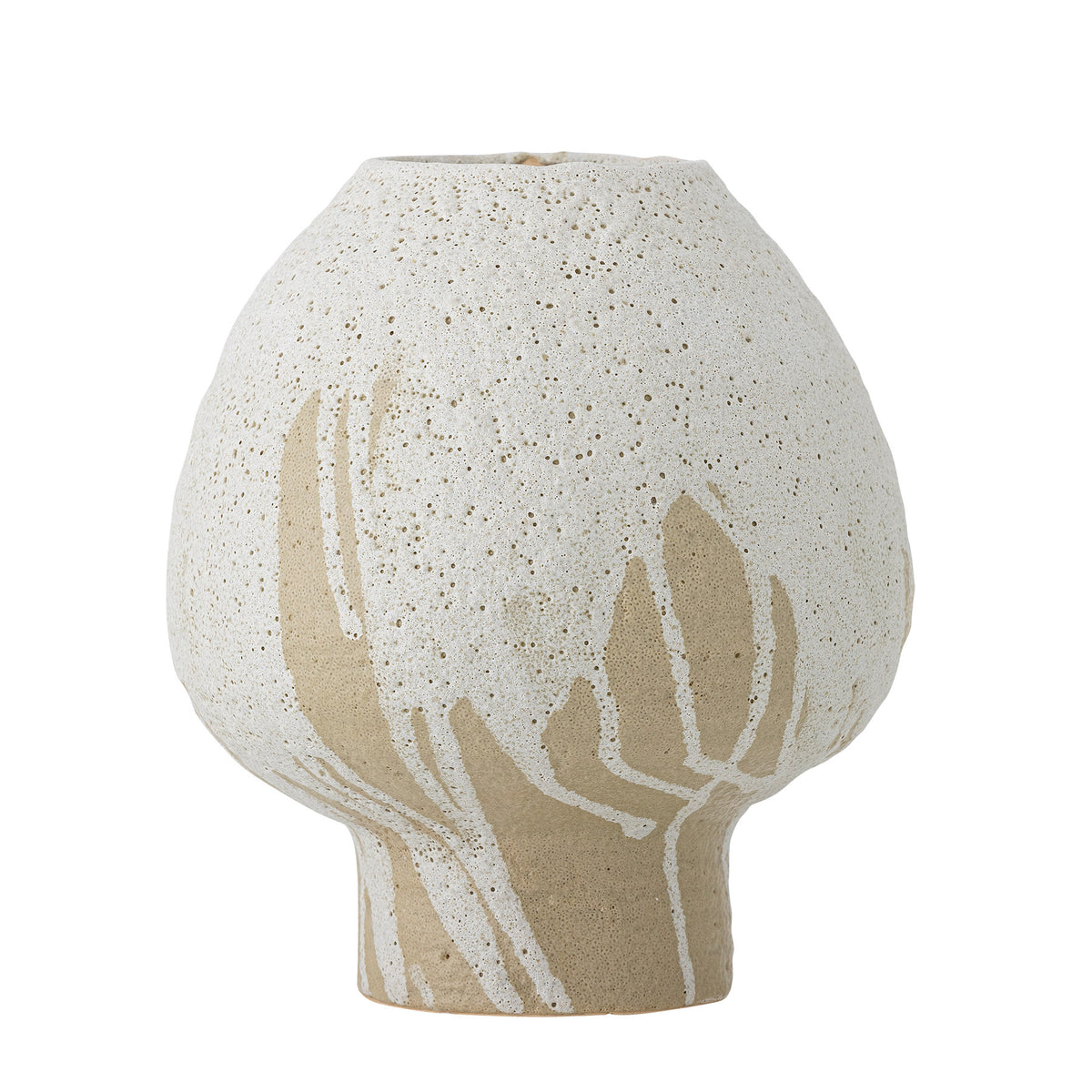 Beige Vase Morag aus Steingut von Bloomingville mit runder Form und strukturierter, glasierter Oberfläche im Boho Chic Stil.
