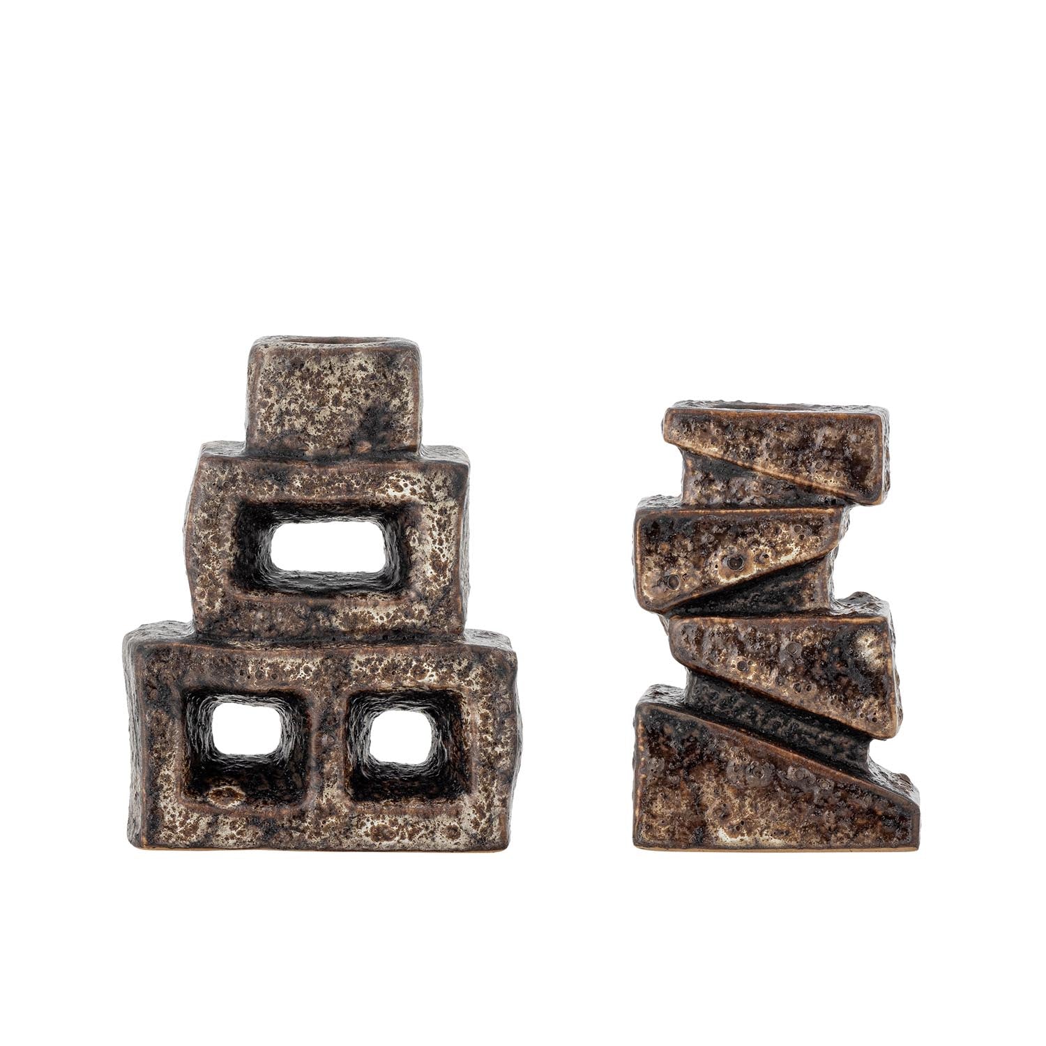 Hale Kerzenhalter, Braun, Steingut in Braun präsentiert im Onlineshop von KAQTU Design AG. Kerzenständer ist von Bloomingville