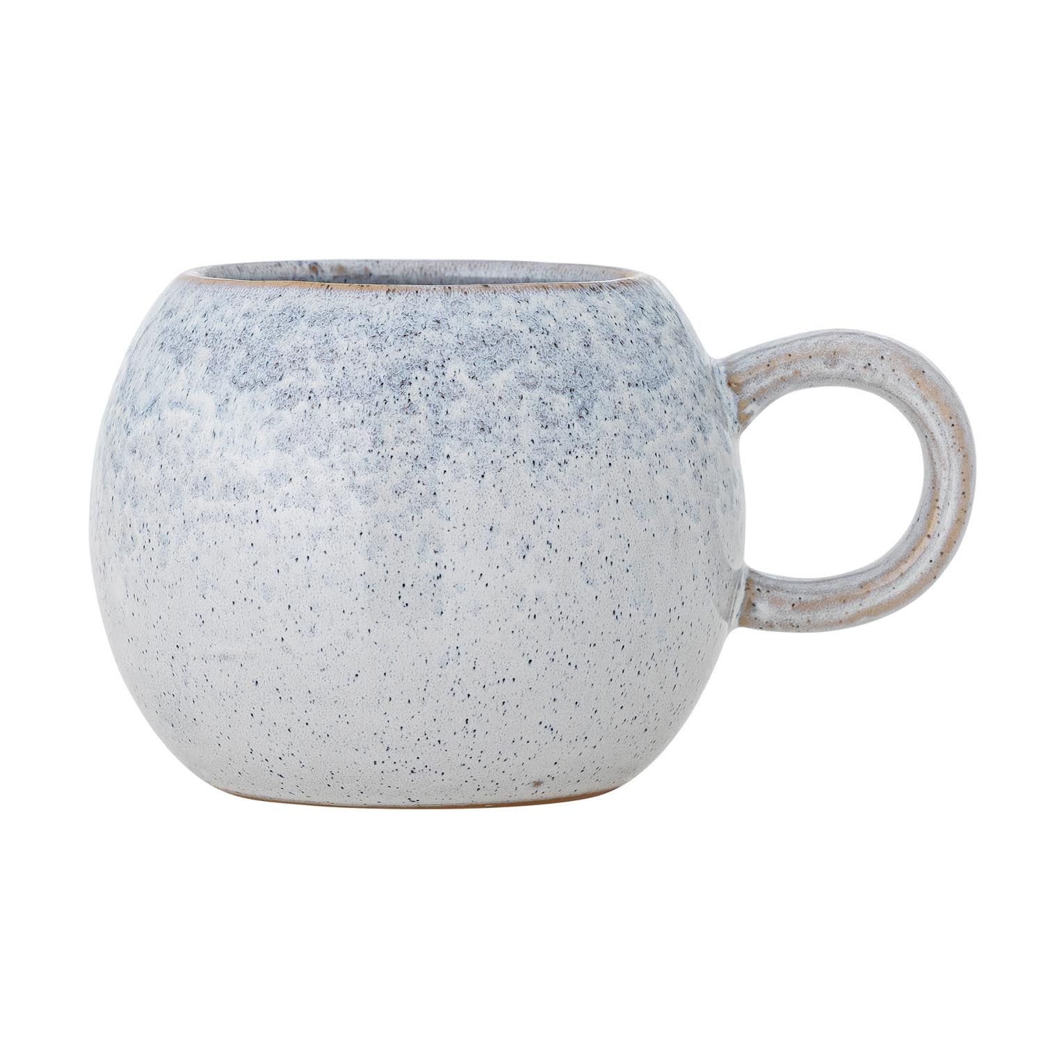 Paula Becher, Blau, Steingut in Blau präsentiert im Onlineshop von KAQTU Design AG. Tasse ist von Bloomingville