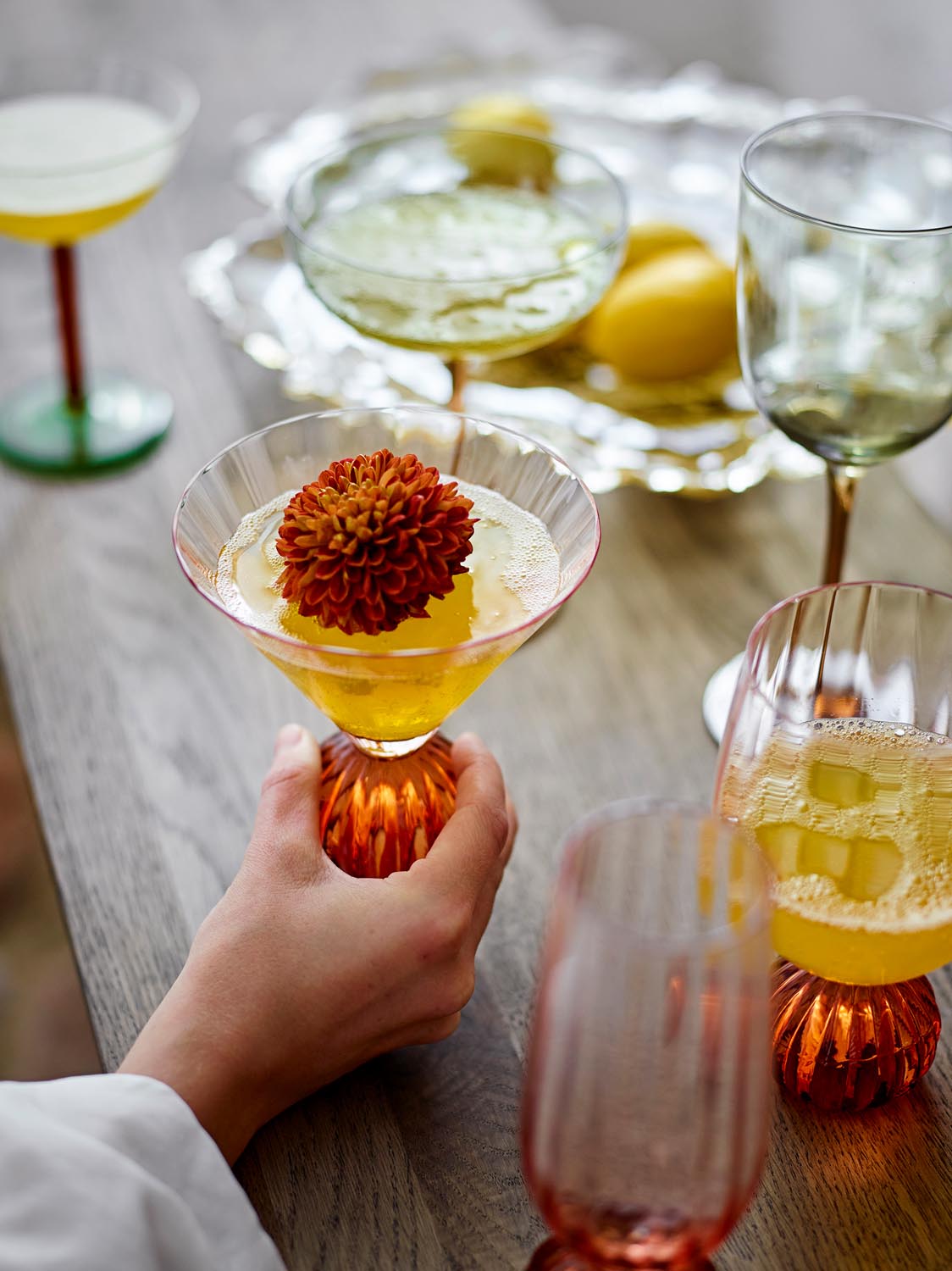 Taurin Weinglas, Rose, Glas in Rose präsentiert im Onlineshop von KAQTU Design AG. Glas ist von Bloomingville