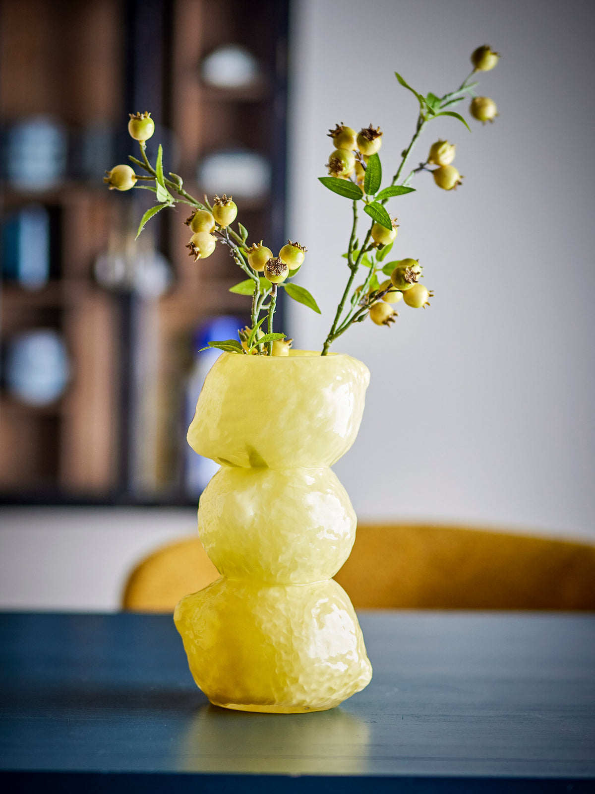 Limone Vase, Gelb, Glas in Yellow präsentiert im Onlineshop von KAQTU Design AG. Vase ist von Creative Collection