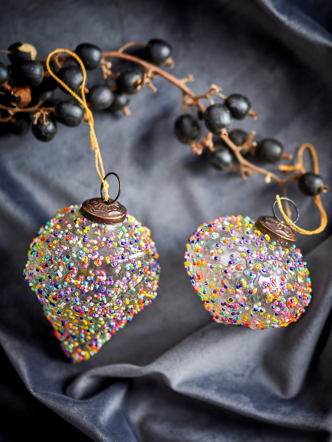 Chanda Ornament, Bunt, Glas in Multi präsentiert im Onlineshop von KAQTU Design AG. Ornament ist von Bloomingville