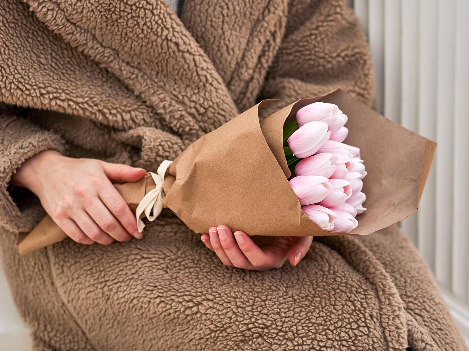 Tulip Blumenstrauß, Rose, Künstliche Blumen in Rose präsentiert im Onlineshop von KAQTU Design AG. Kunstpflanze ist von Bloomingville