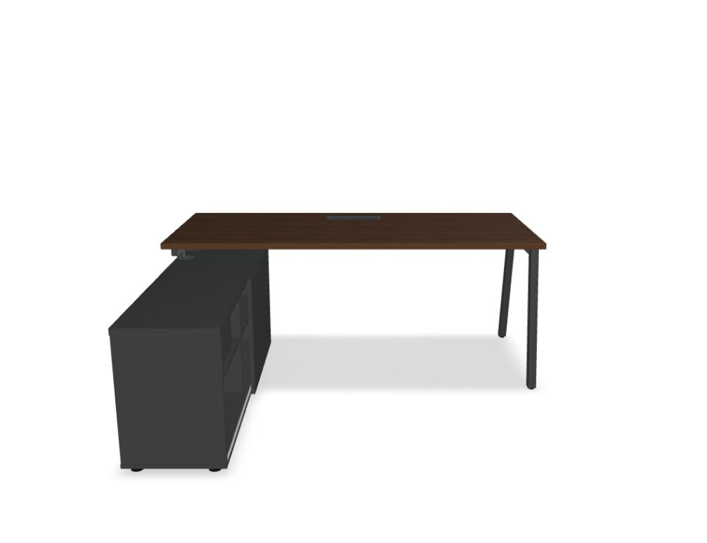 Ogi M BOM21 - Schreibtisch mit Schrank in präsentiert im Onlineshop von KAQTU Design AG. Schreibtisch ist von Mdd