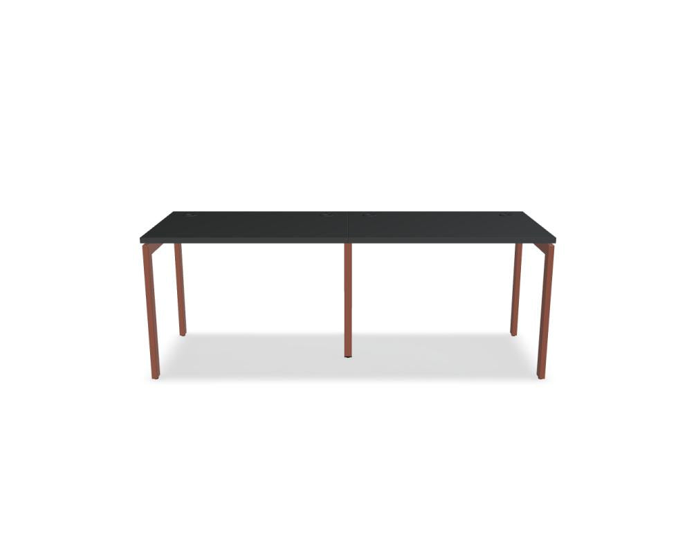 Ogi U BOU49E2 - Schreibtisch in Honigeiche präsentiert im Onlineshop von KAQTU Design AG. Schreibtisch ist von Mdd