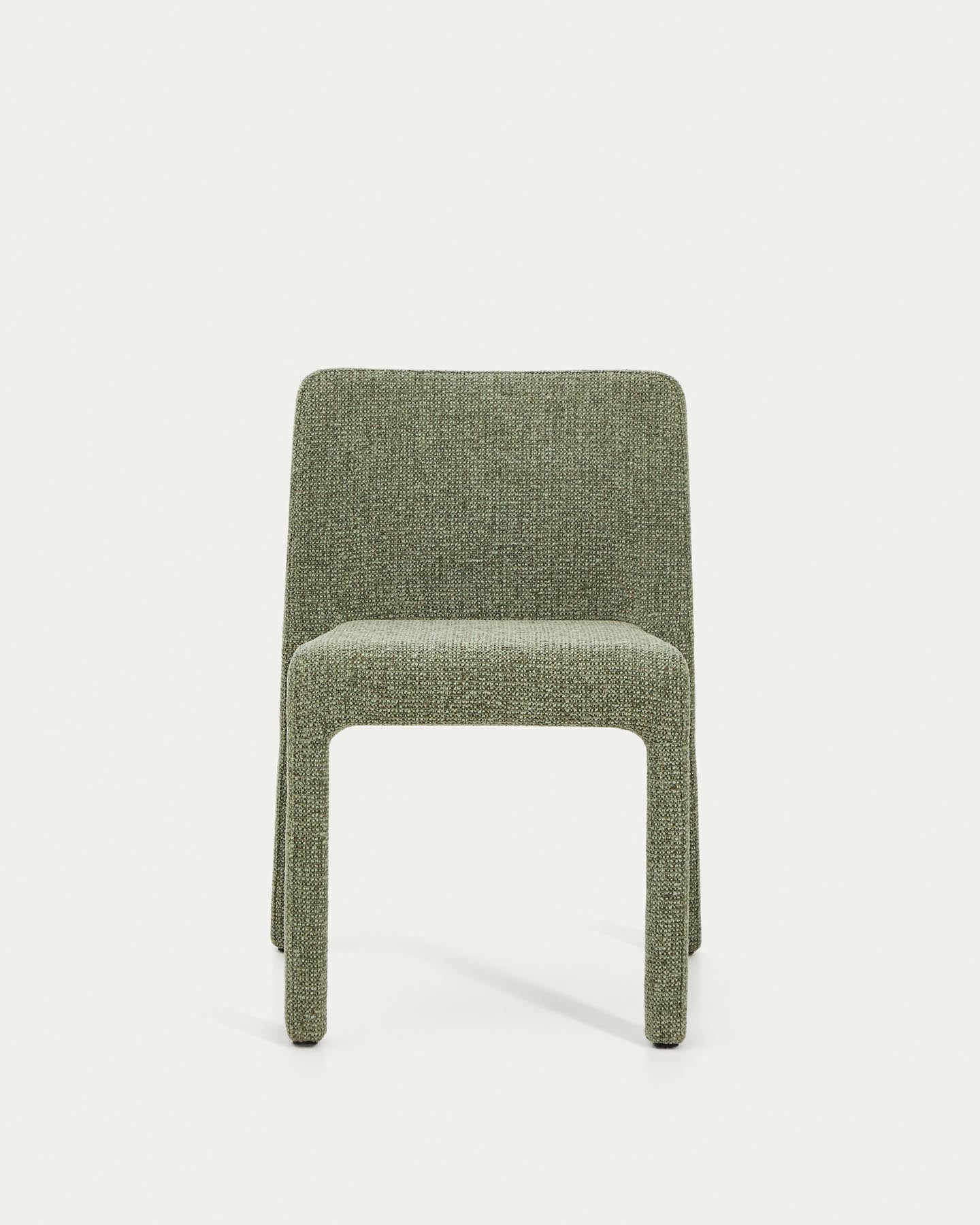 Stapelbarer Stuhl Loria mit grüner Chenille in Grün präsentiert im Onlineshop von KAQTU Design AG. Stuhl ist von Kave Home