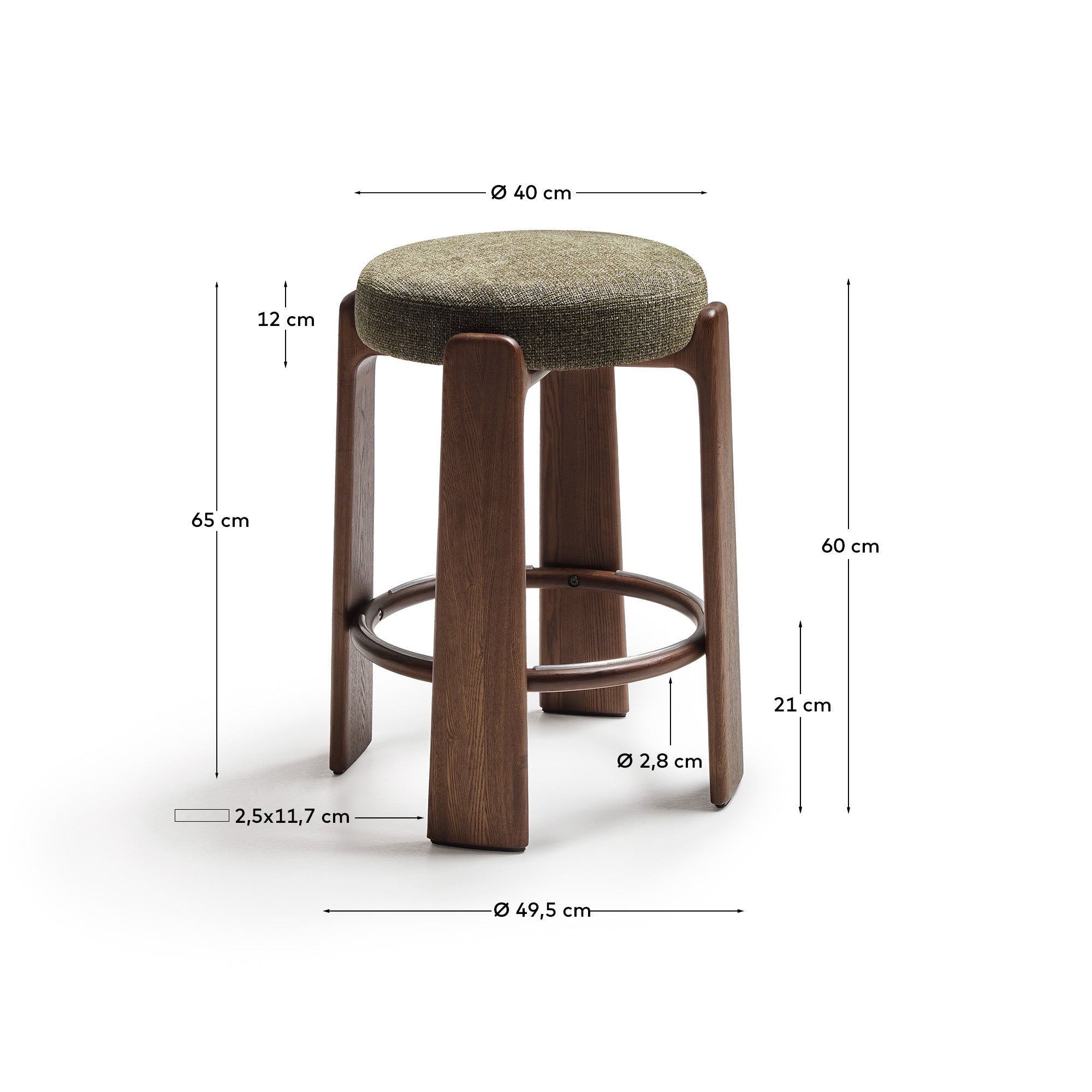 Hocker Granite, schwer entflammbar, aus grüner Chenille und massivem Eschenholz mit nussbaumfarbenem Finish, FSC 100 %, 65 cm in Grün präsentiert im Onlineshop von KAQTU Design AG. Barhocker ist von Kave Home