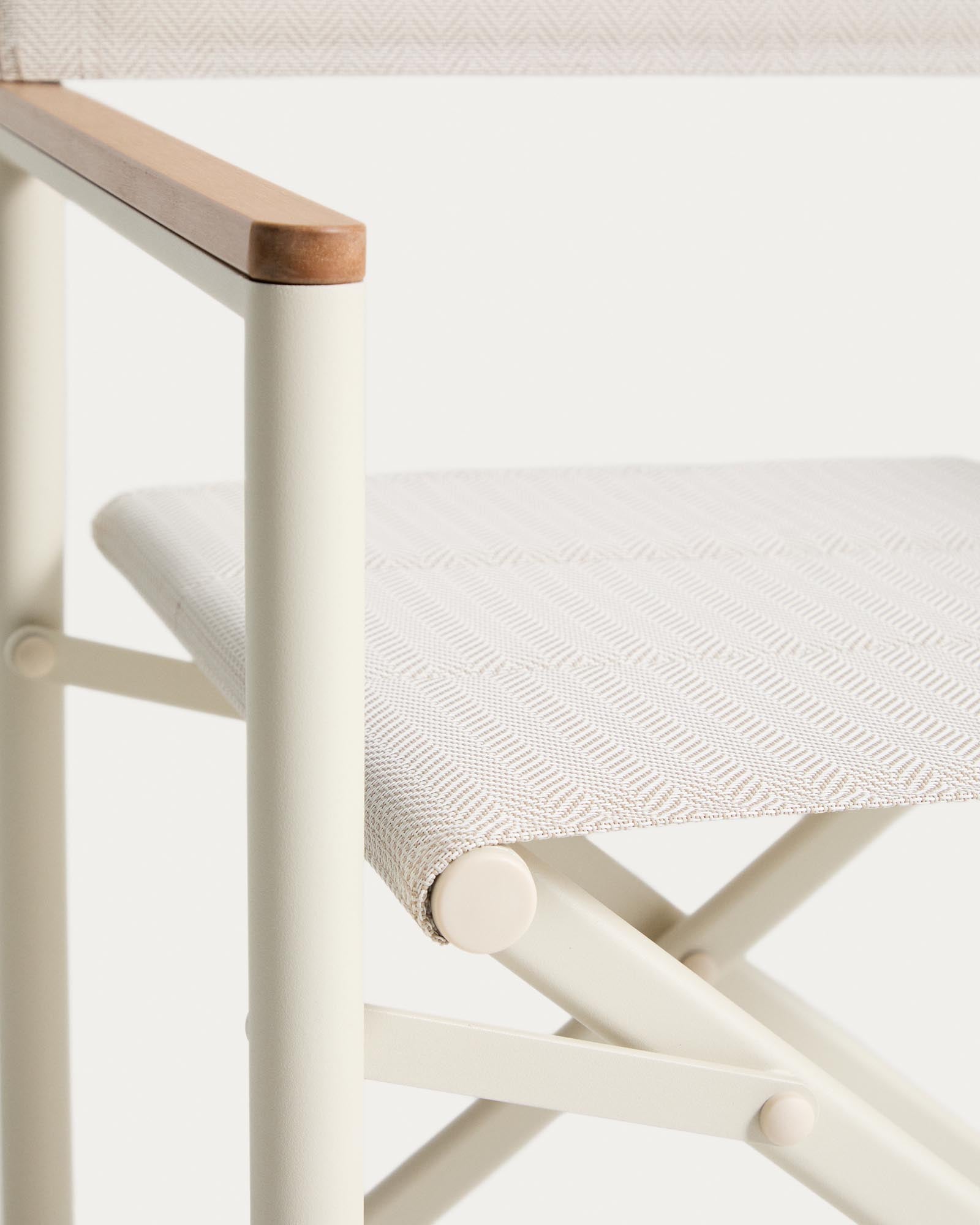 Stylischer Klappstuhl Tisno aus leichtem ecrufarbenem Aluminium und Texteline, perfekt für gemütliche Momente im Freien.