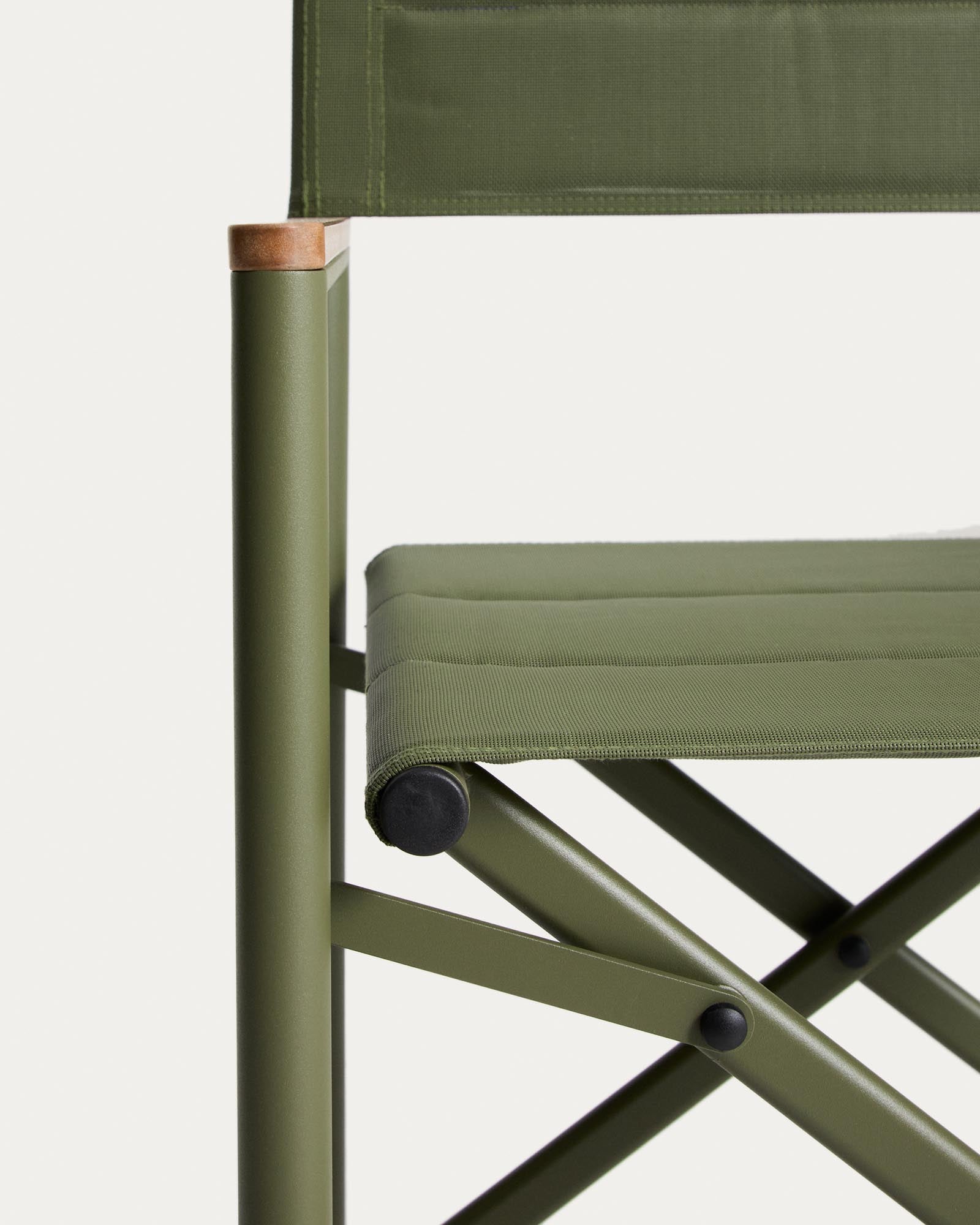 Stylischer Klappstuhl Tisno in elegantem Grün, gefertigt aus robustem Aluminium und atmungsaktivem Textiline, ideal für Garten und Terrasse.