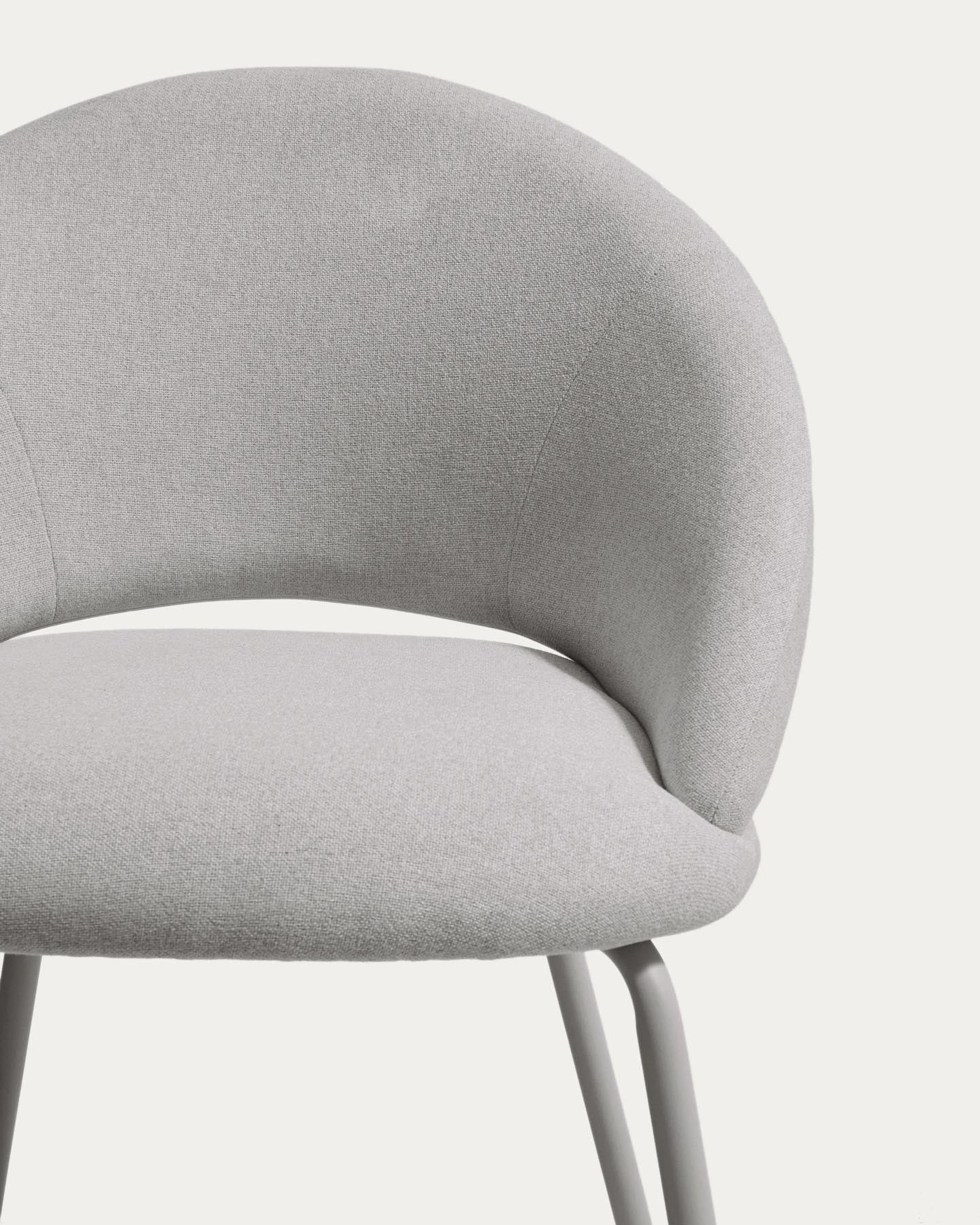 Stuhl Bonali mit grauer Chenille und Beinen aus grauem Metall, FSC Mix Credit in Grau präsentiert im Onlineshop von KAQTU Design AG. Stuhl ist von Kave Home