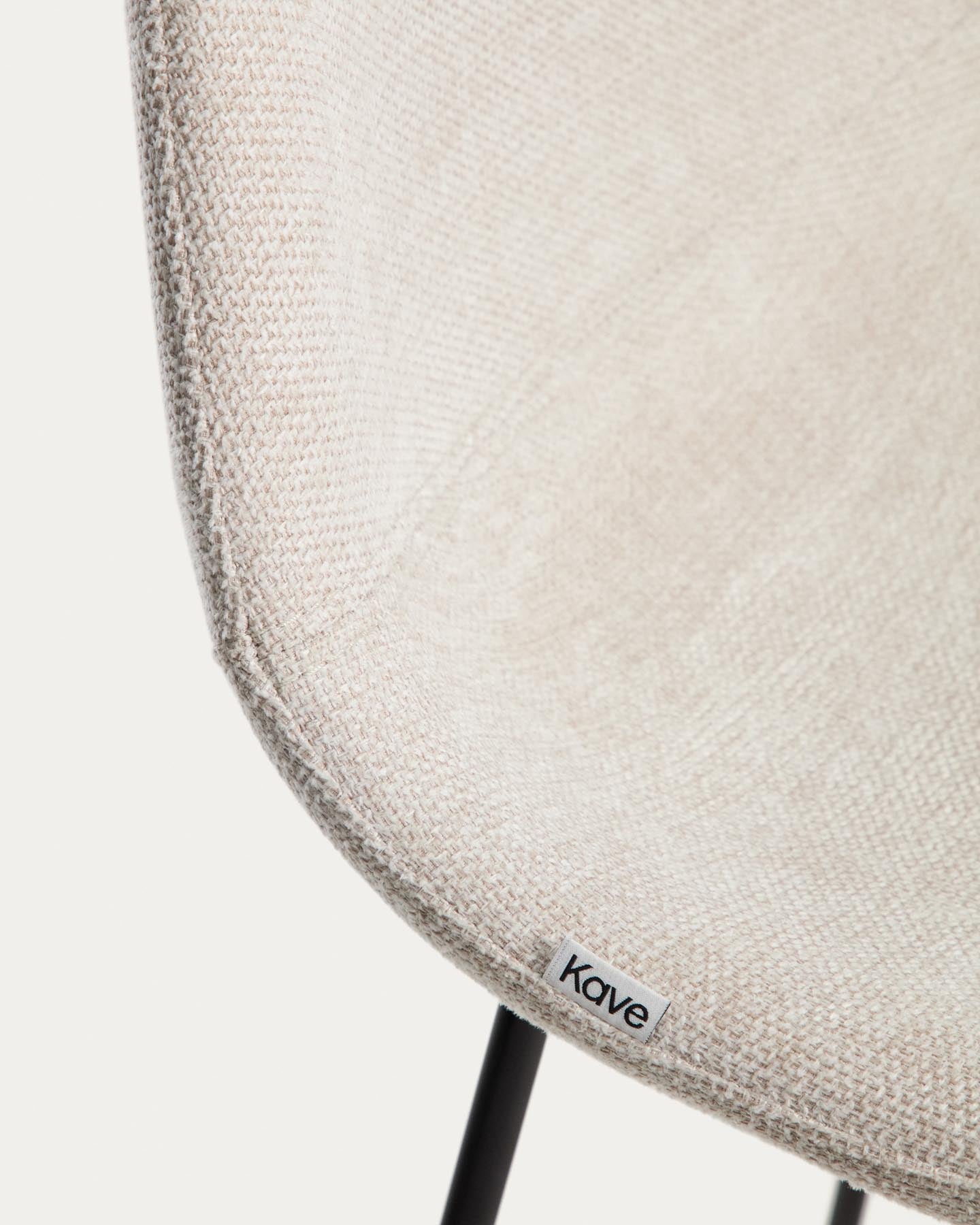 Hocker Zahara mit beiger Chenille und Stahlbeinen mit schwarzem Finish, 76 cm, FSC 100 % in Beige präsentiert im Onlineshop von KAQTU Design AG. Barhocker ist von Kave Home