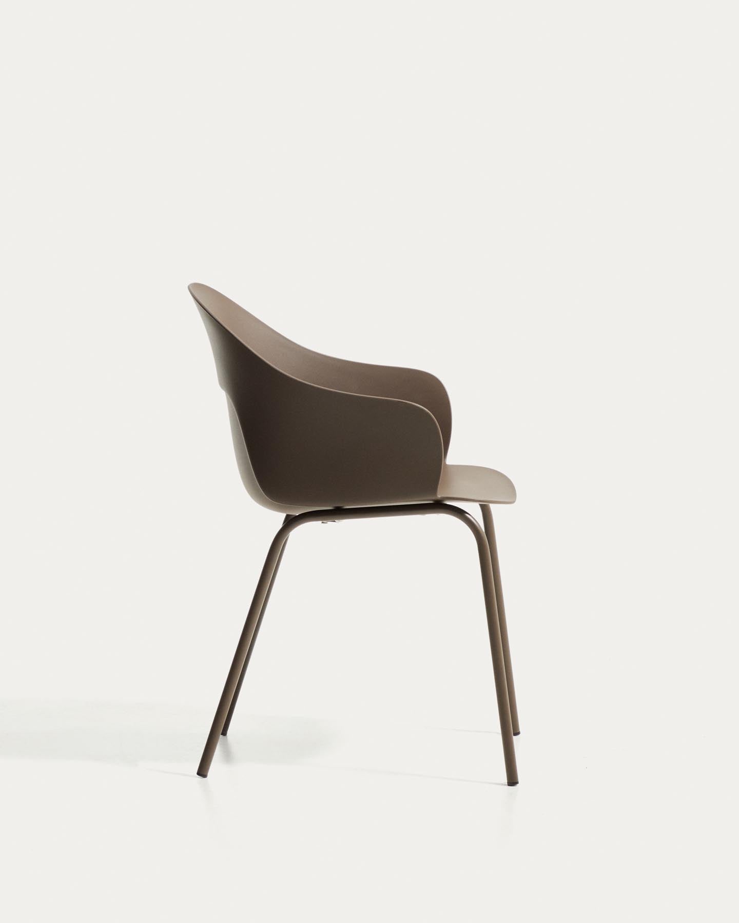 Stuhl Sanile mit Stahlbeinen mit braunem Finish in Braun präsentiert im Onlineshop von KAQTU Design AG. Stuhl ist von Kave Home