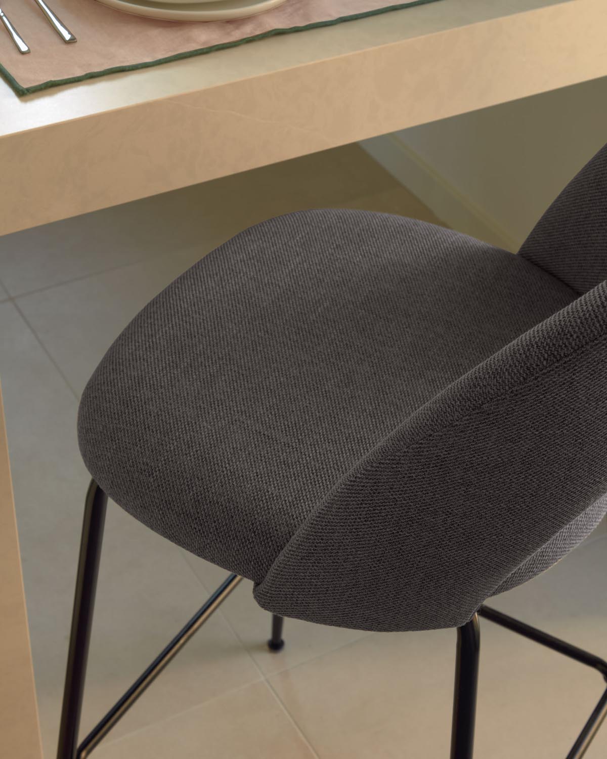 Mahalia Barhocker: Dunkelgrau, Stahl, 63 cm, modern & stilvoll.