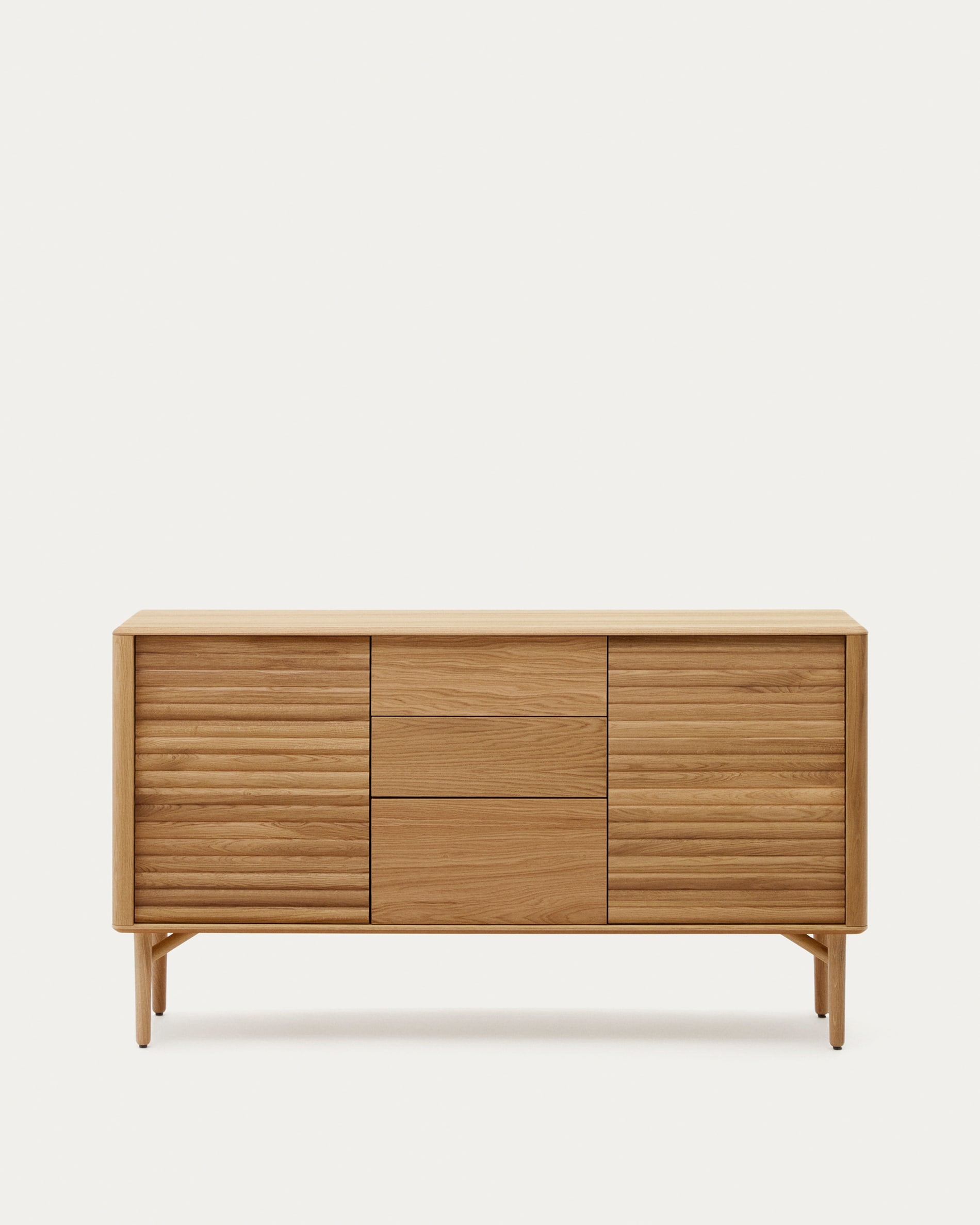 3D-Modell eines eleganten Eichenholz-Sideboards mit 2 Türen, 3 Schubladen, 155x86 cm, FSC-zertifiziert, für AR geeignet.