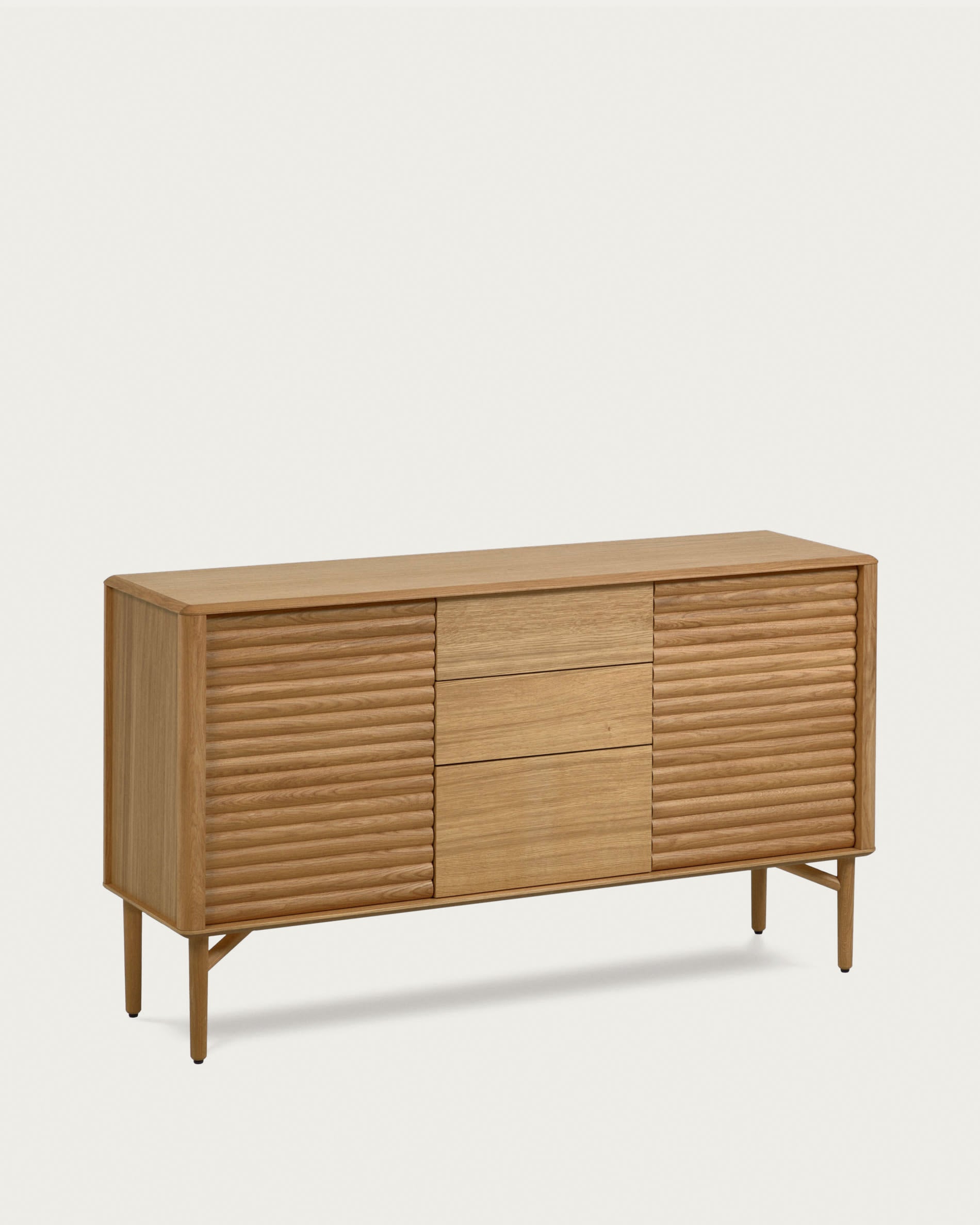 Lenon Sideboard: Eichenholz-Design mit 2 Türen, 3 Schubladen, 155x86 cm.