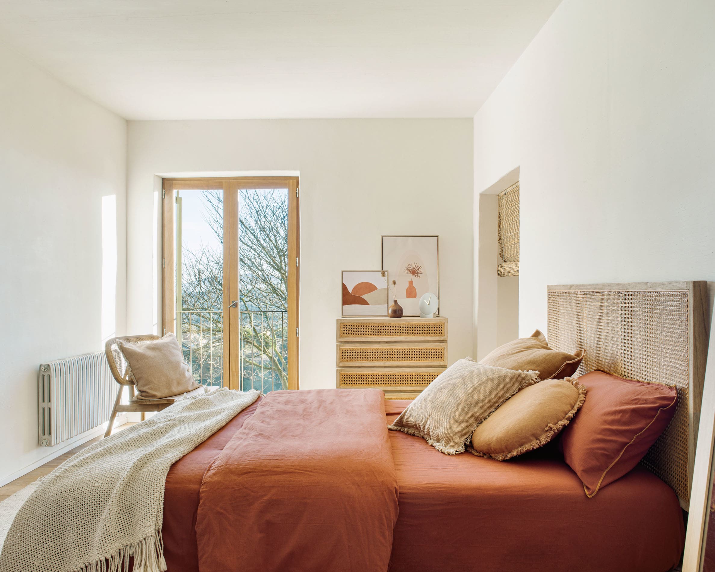 Komfortable Kissenfüllung Ø 45 cm von Kave Home, langlebig und weich, perfekt für Ihre Kissenbezüge, hochwertig verarbeitet.