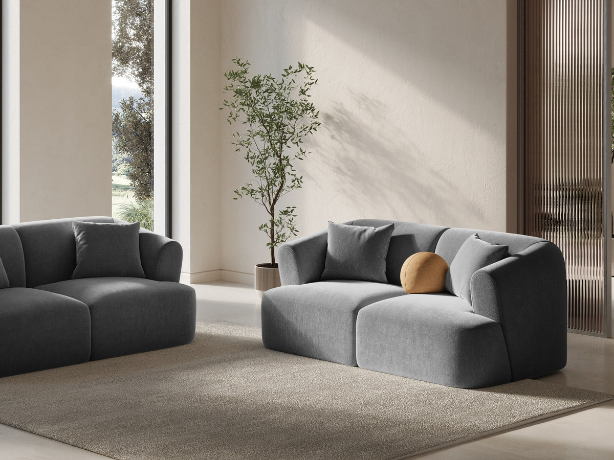 2-Sitzer Modular Sofa Campi mit Stoffbezug, weichen Polstern und schwarzen Kunststoffbeinen