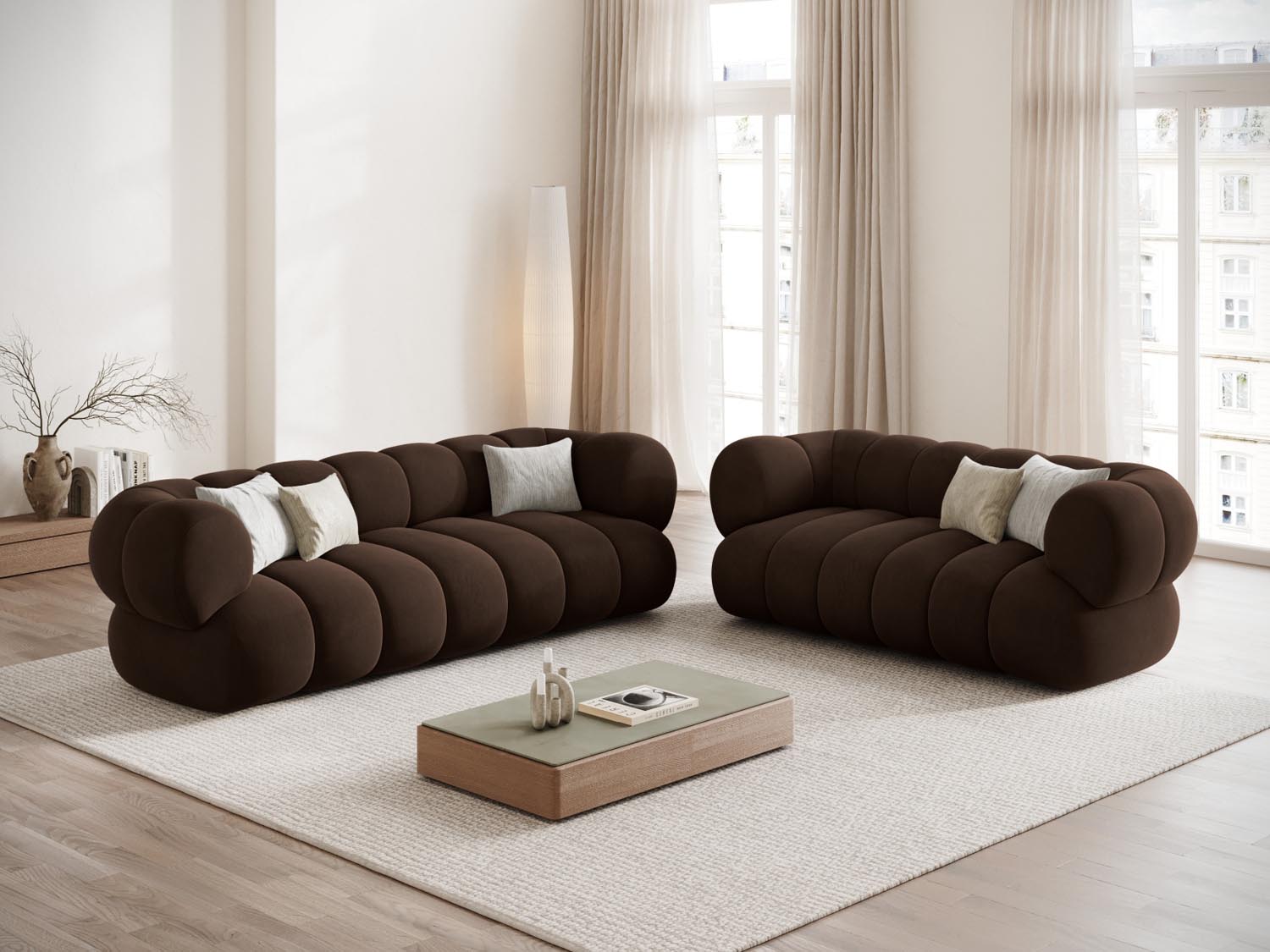 Elegantes Koge Velour Sofa in Chocolate-Vogue, 2-Sitzer mit 95 cm Breite, ideal für stilvolle Wohnräume.
