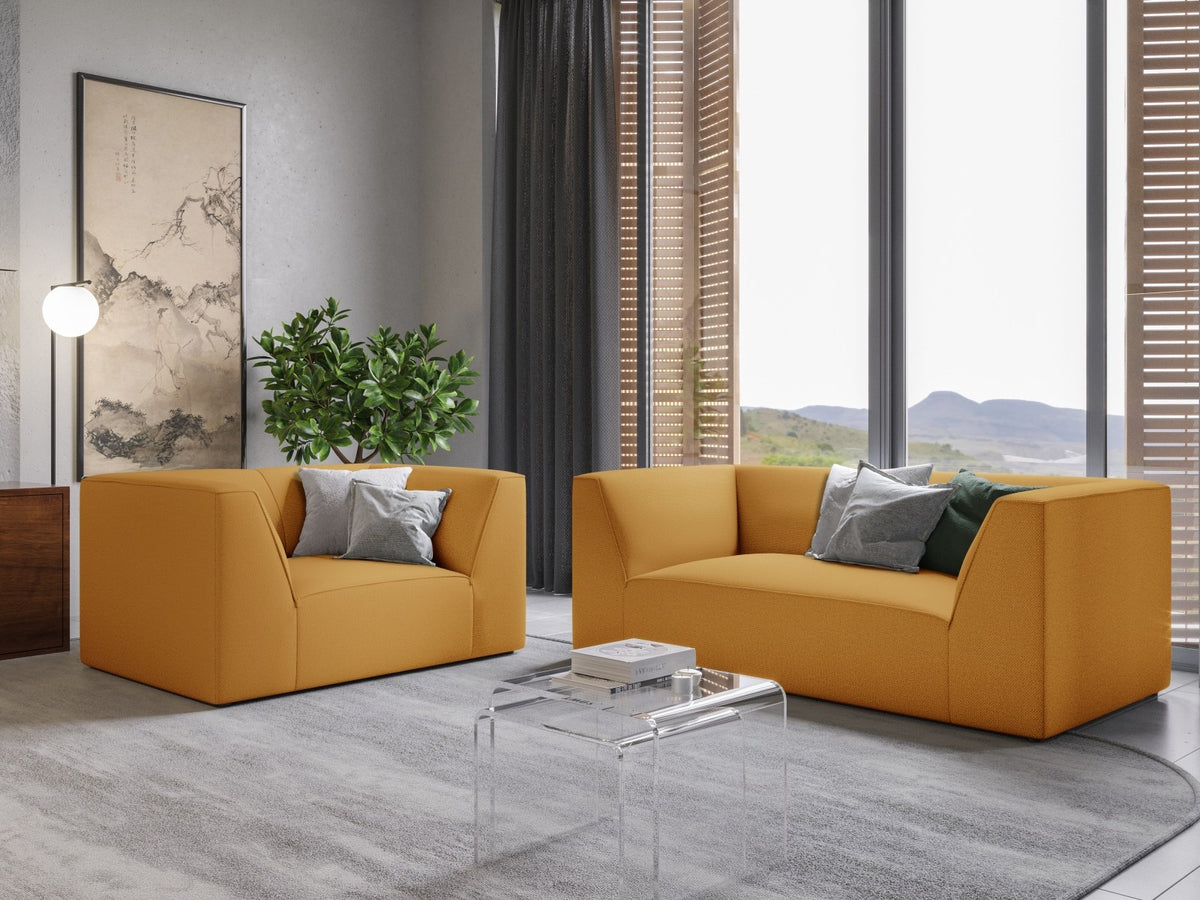2-Sitzer Sofa Siena in Light Beige-Scala mit strukturiertem Cordstoff, Massivholzrahmen und schwarzen Kunststoffbeinen, urbanes Design.