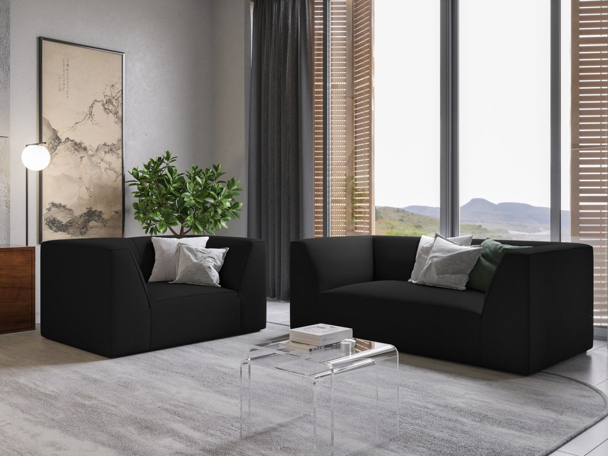 2-Sitzer Sofa Siena in Light Beige-Scala mit strukturiertem Cordstoff, Massivholzrahmen und schwarzen Kunststoffbeinen, urbanes Design.