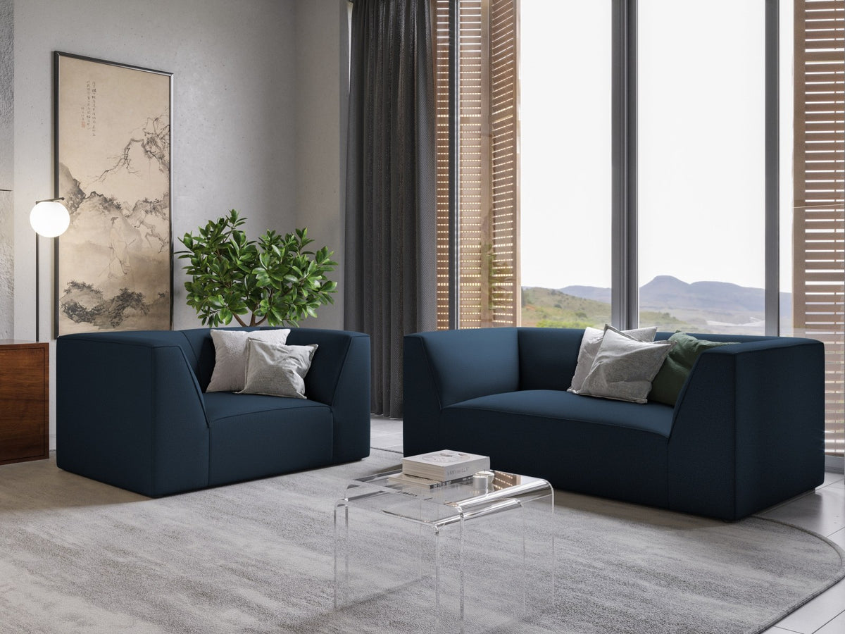 2-Sitzer Sofa Siena in Light Beige-Scala mit strukturiertem Cordstoff, Massivholzrahmen und schwarzen Kunststoffbeinen, urbanes Design.