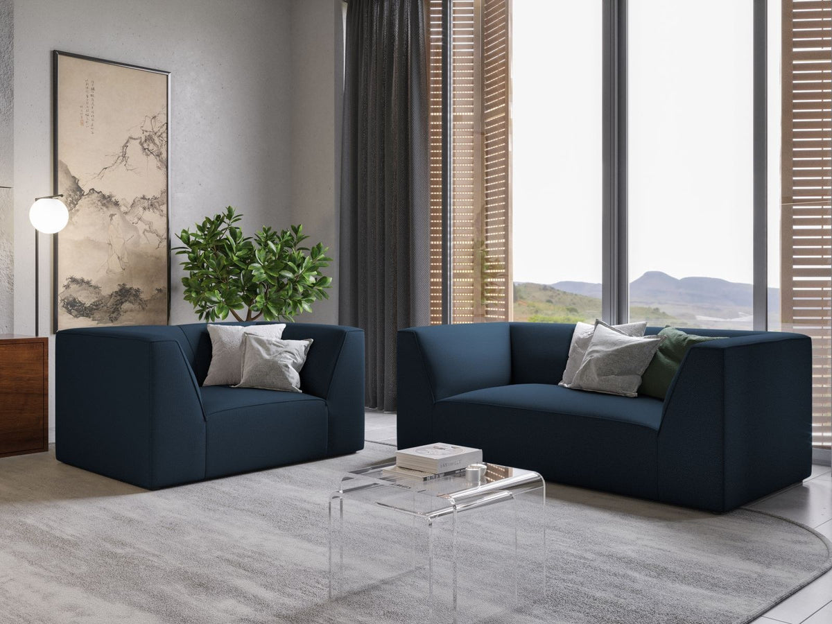 2-Sitzer Sofa Siena in Light Beige-Scala mit strukturiertem Cordstoff, Massivholzrahmen und schwarzen Kunststoffbeinen, urbanes Design.