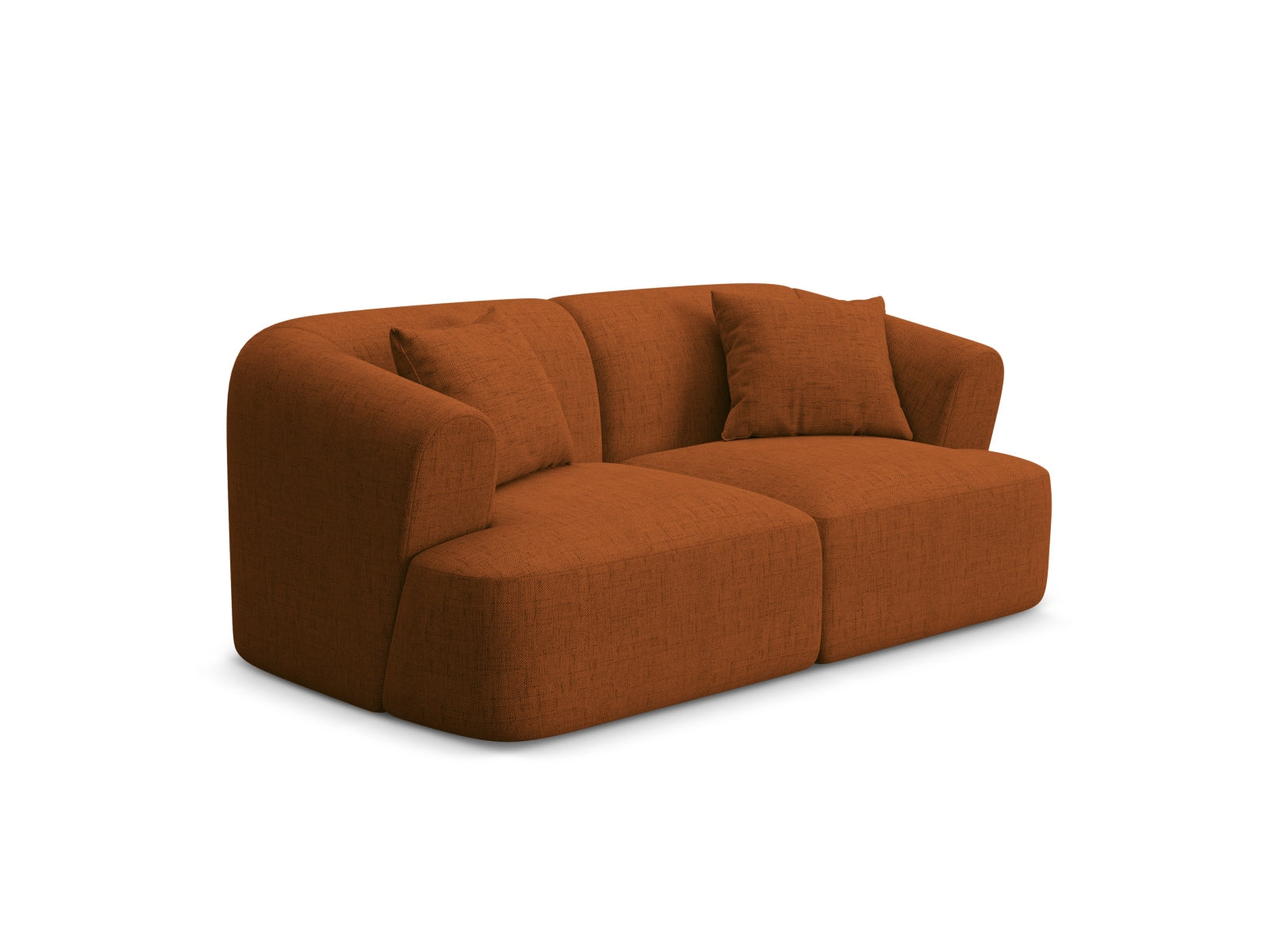Elegantes 2-Sitzer Sofa Campi in warmem Ziegelrot, ideal für moderne Wohnräume, erhältlich bei KAQTU Design AG.