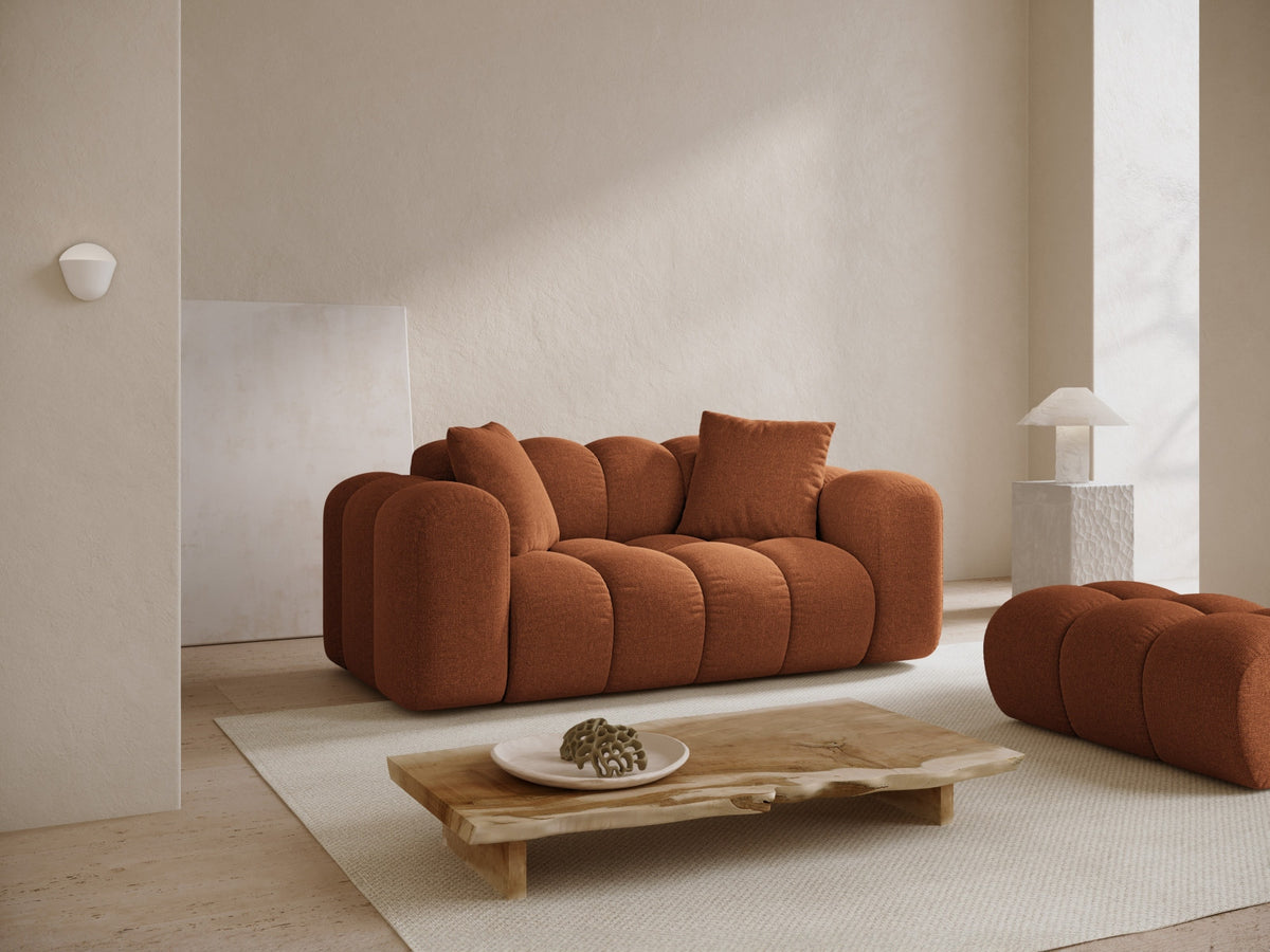 2-Sitzer Sofa Treno in Brick-Eden präsentiert im Onlineshop von KAQTU Design AG. 2er Sofa ist von Cosmopolitan Design