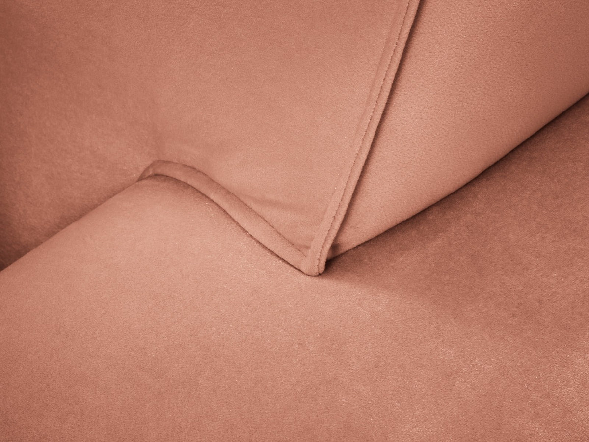 Zweisitzer-Sofa Siena in Beige-Salvador-Samt mit schwarzen Kunststoffbeinen, gepolsterter Sitzfläche und niedriger Rückenlehne, Frontansicht.