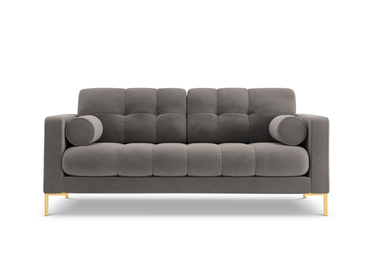 Zweisitziges Sofa Bali mit Stoffbezug, Dekokissen und schlanken Metallbeinen