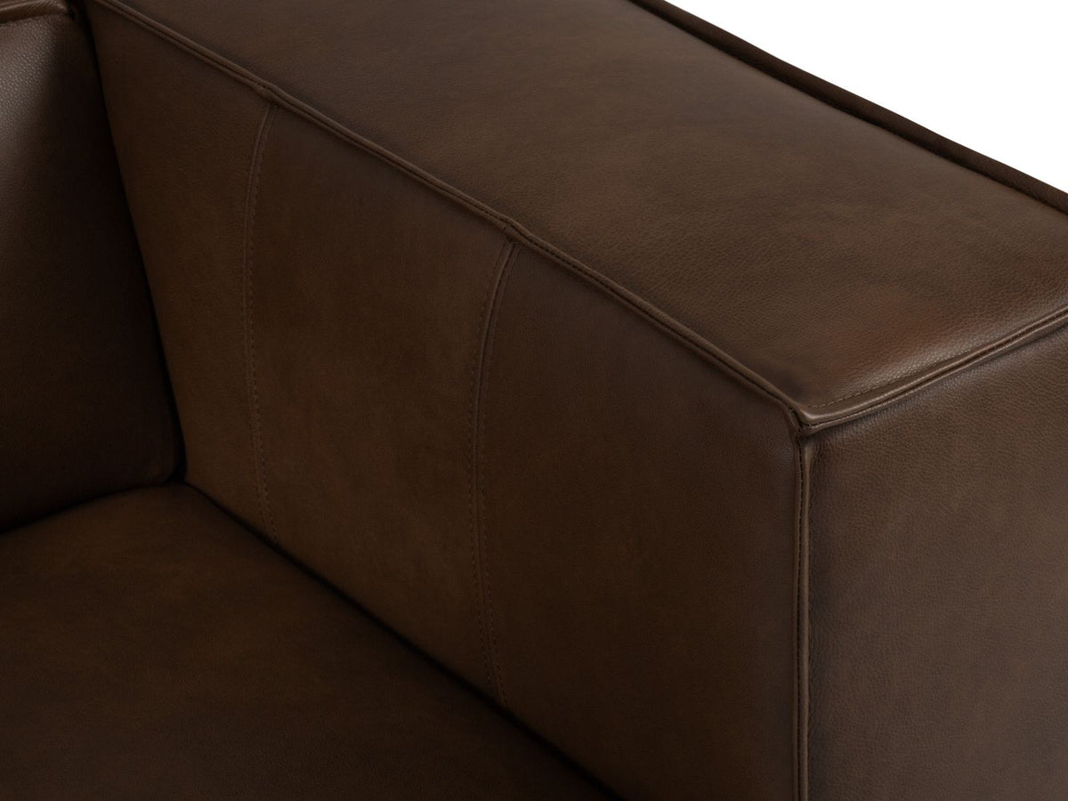 Zweisitzer-Sofa Turin von Cosmopolitan Design aus dunkelbeigem Rindsleder mit schwarzen Buchenholzbeinen, kompakte Sitzform mit 100 cm Tiefe.