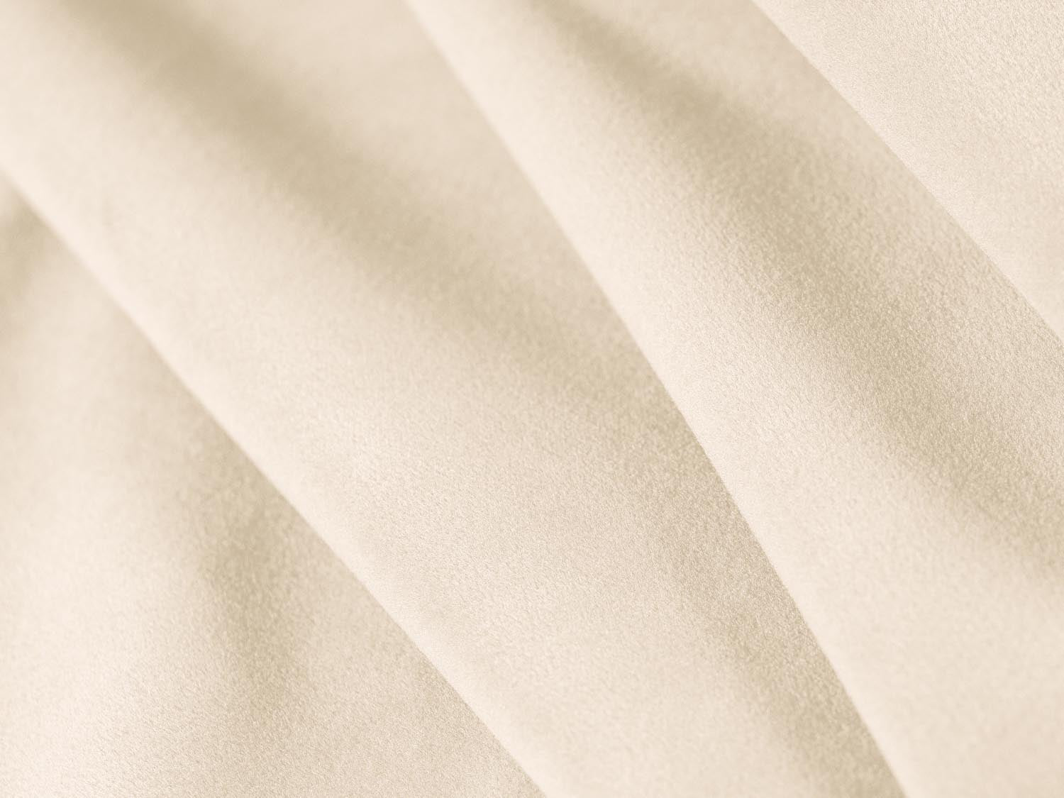 Elegantes Belfast Velour Sofa in Ivory, 3-Sitzer mit Schlaffunktion und integriertem Stauraum für eine praktische Wohnlösung.