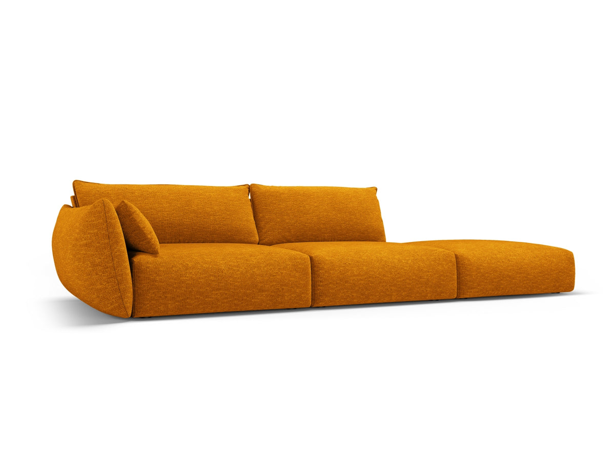 4er Sofa Matera mit Rückenlehne und Ottoman, Stoffbezug, kurze schwarze Beine