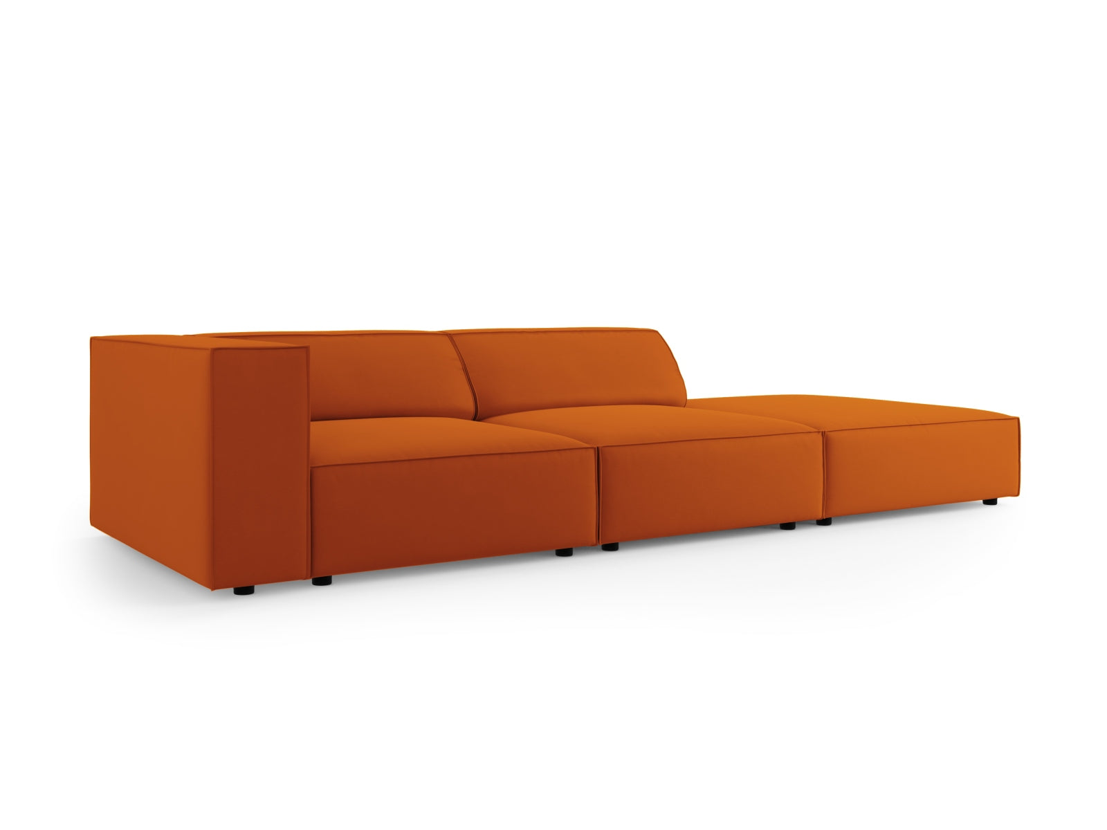 Erleben Sie das elegante Arendal Velour Sofa rechts von Cosmopolitan Design. Dieses 4-Sitzer Sofa vereint Komfort und zeitgemässes Design für Ihr Zuhause.