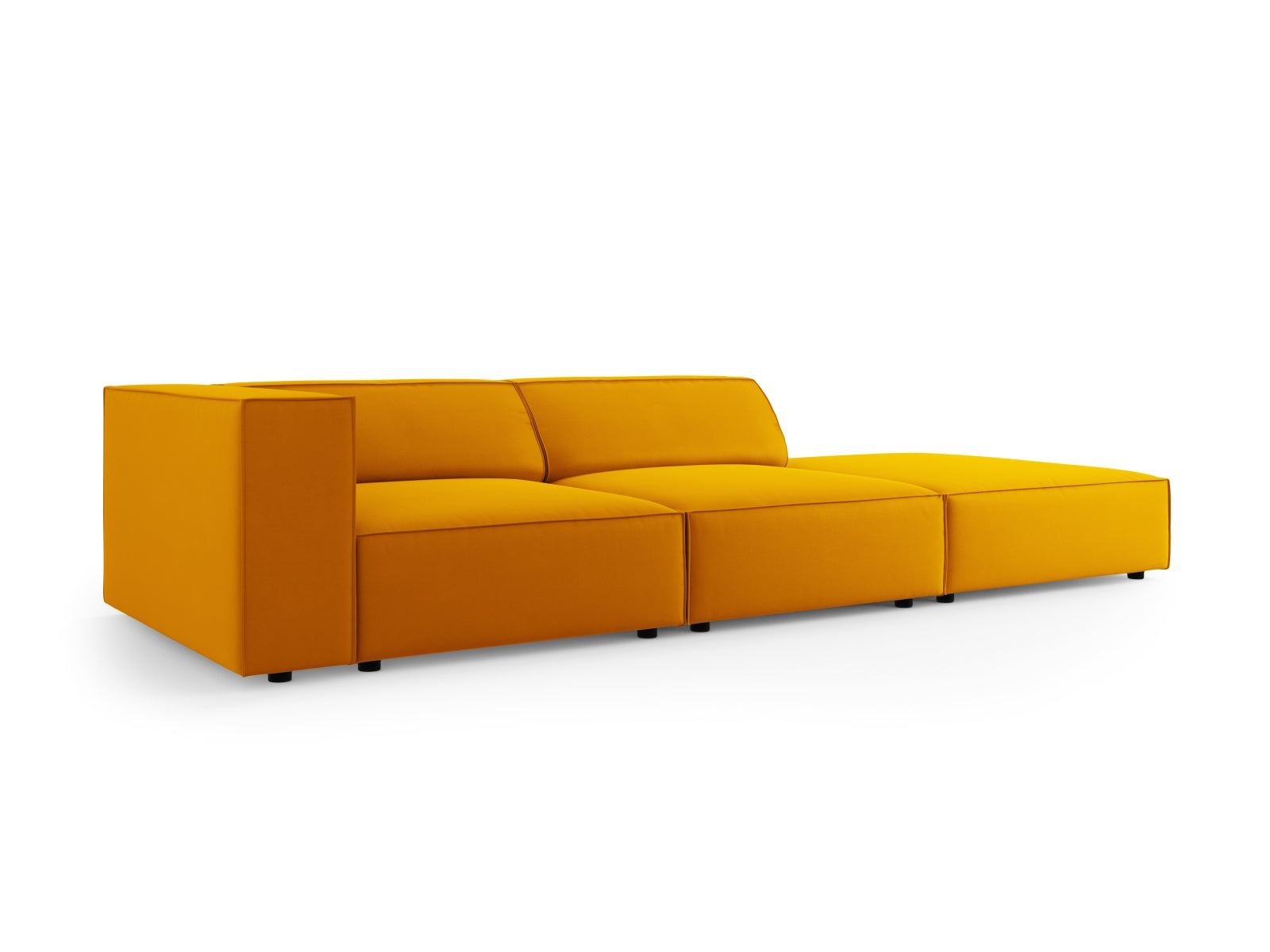 Erleben Sie das elegante Arendal Velour Sofa rechts von Cosmopolitan Design. Dieses 4-Sitzer Sofa vereint Komfort und zeitgemässes Design für Ihr Zuhause.
