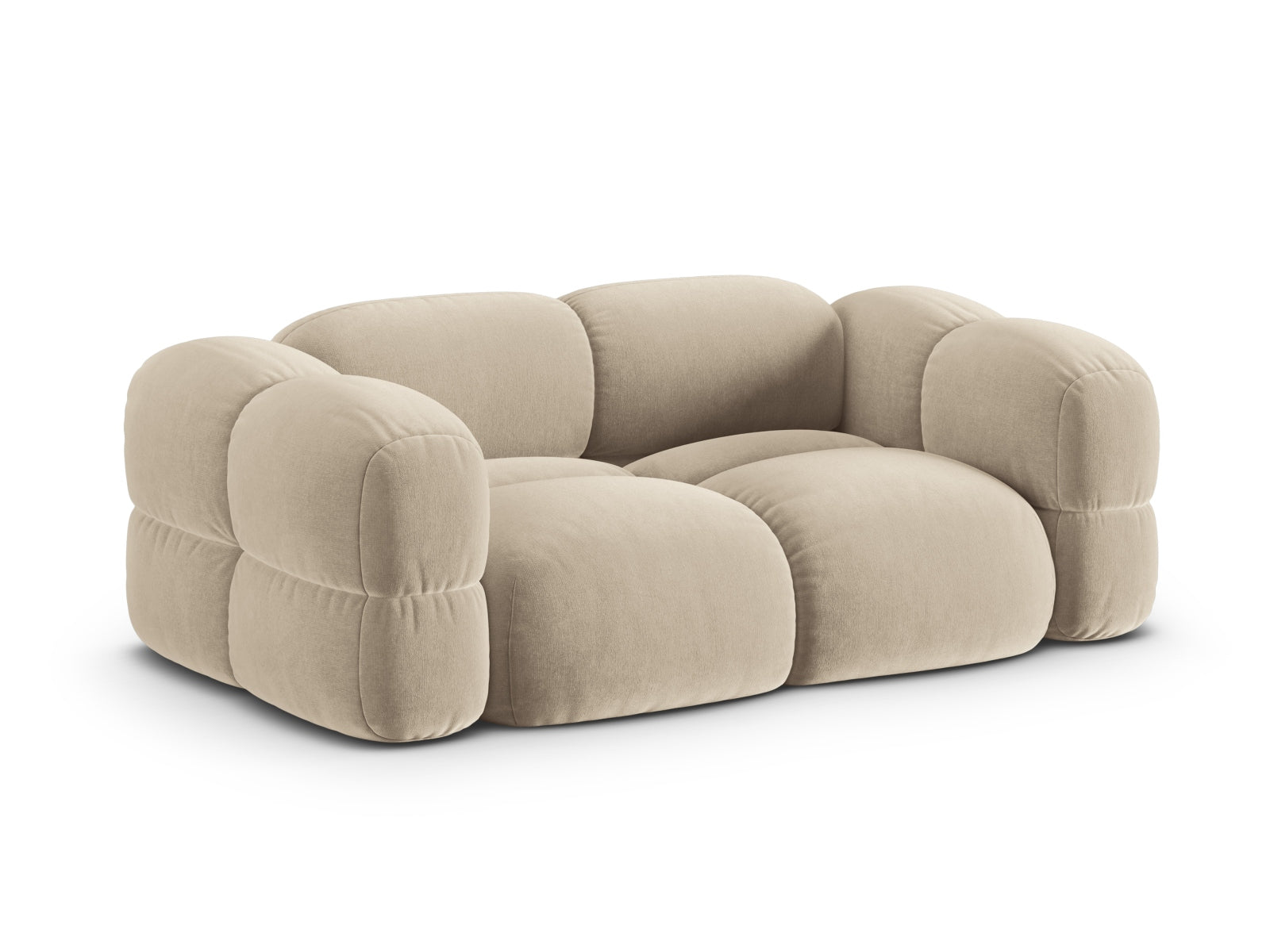 Stilvolles 3-Sitzer Velour Sofa Loretto in sanftem Beige, perfekt für moderne Wohnkonzepte und gemütliche Abende.