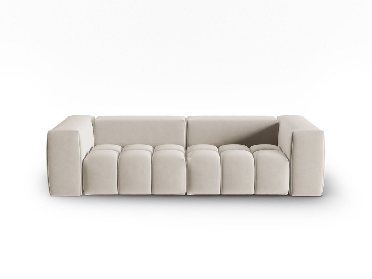 Modulares 3er Sofa Verona in Sand-Casino Samtstoff mit Massivholzrahmen und schwarzen Kunststoffbeinen, Cosmopolitan Design.