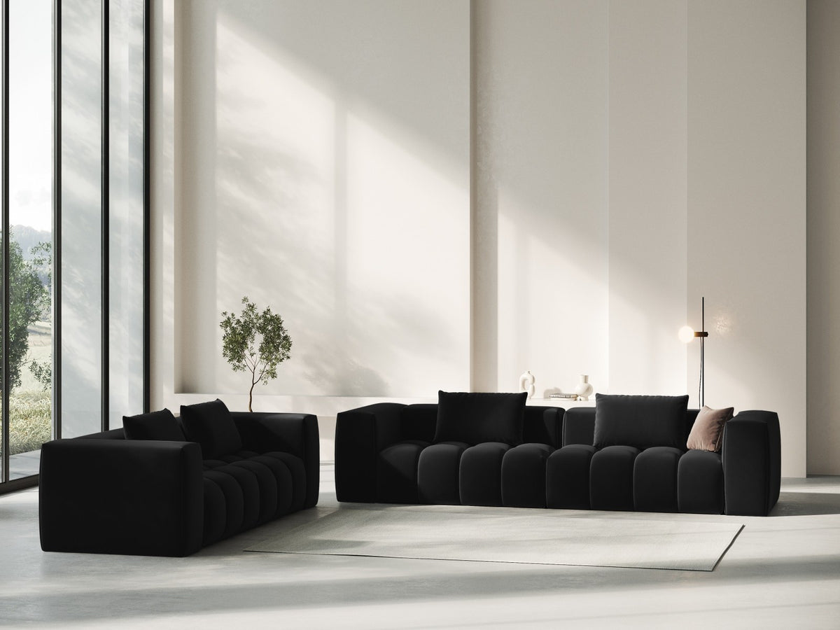 Modulares 3er Sofa Verona in Sand-Casino Samtstoff mit Massivholzrahmen und schwarzen Kunststoffbeinen, Cosmopolitan Design.