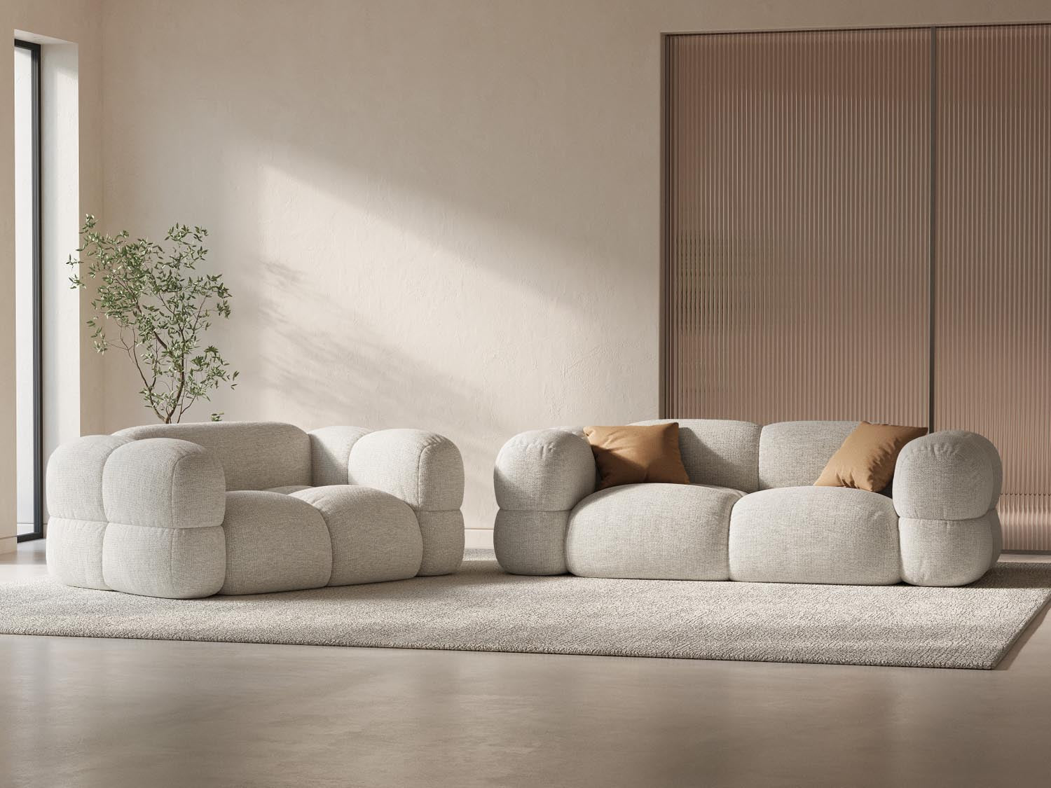 Beige Loretto 3-Sitzer Sofa von Cosmopolitan Design, stilvoll und modern, ideal für jedes Wohnzimmer, präsentiert in einem eleganten Ambiente.