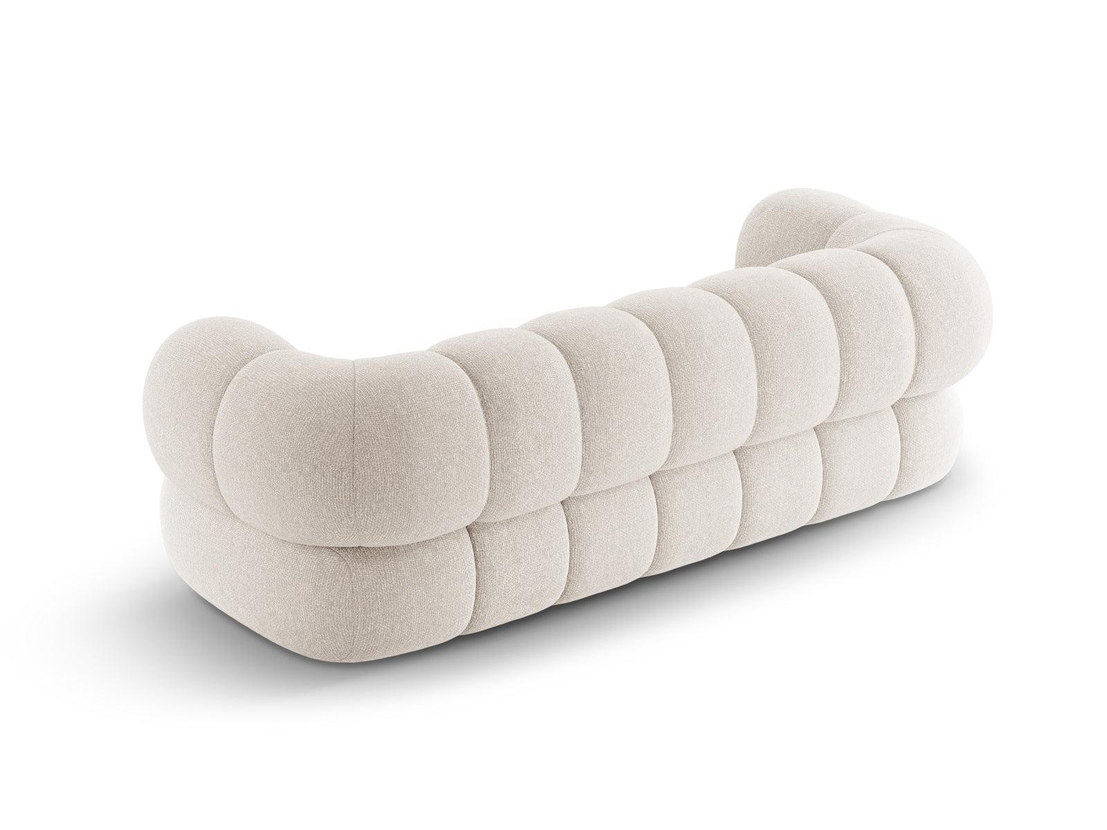 Elegantes Koge 3-Sitzer Sofa in sanftem Beige, perfekt für stilvolle Wohnräume und gemütliche Abende.