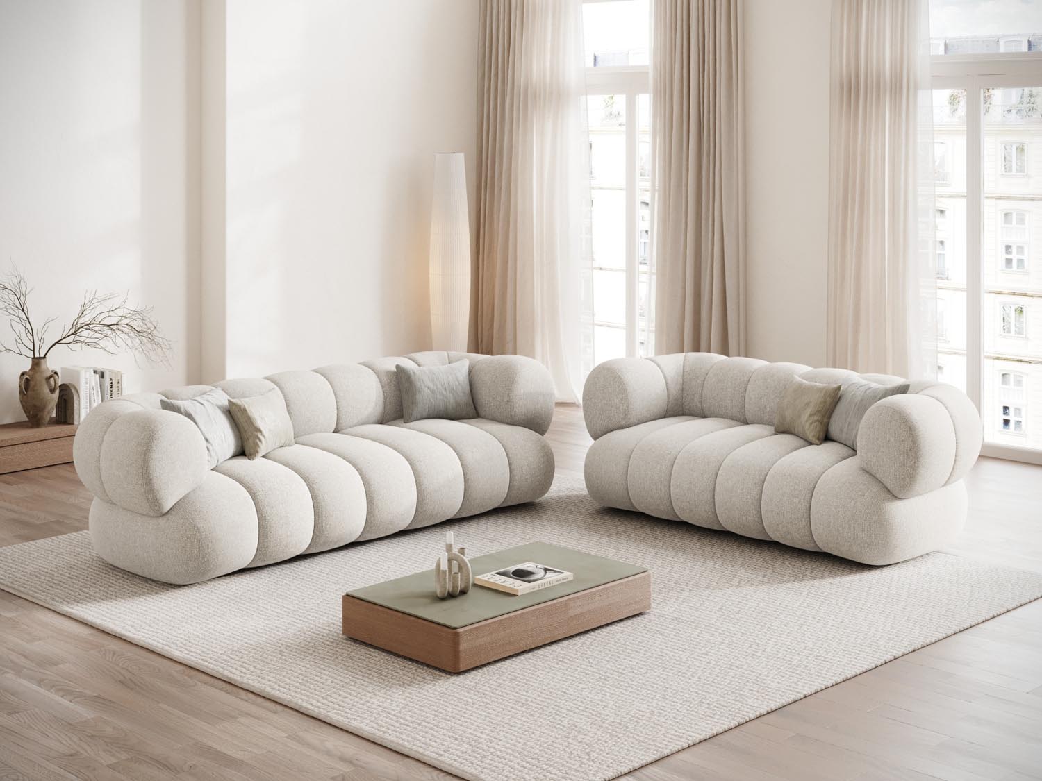 Elegantes Koge 3-Sitzer Sofa in sanftem Light Beige, ideal für stilvolle Wohnräume. Perfekte Kombination aus Komfort und modernem Design.