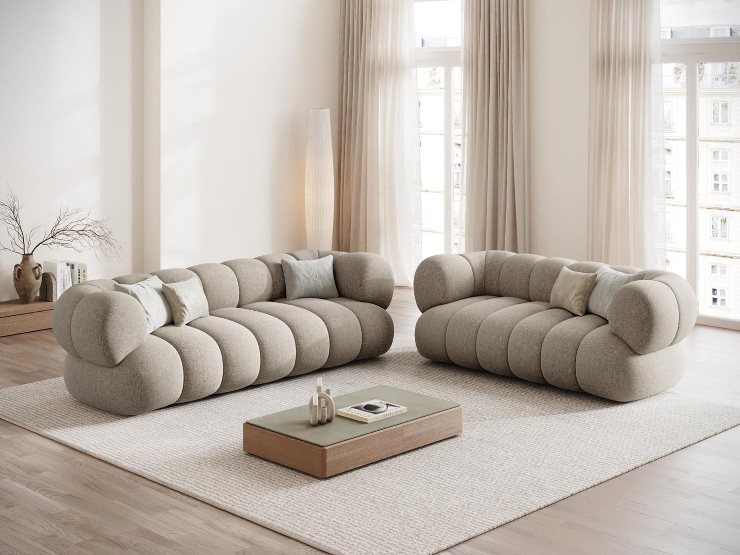 Elegantes Koge 3-Sitzer Sofa in Dunkelbeige, ideal für stilvolle Wohnräume, präsentiert von Cosmopolitan Design.