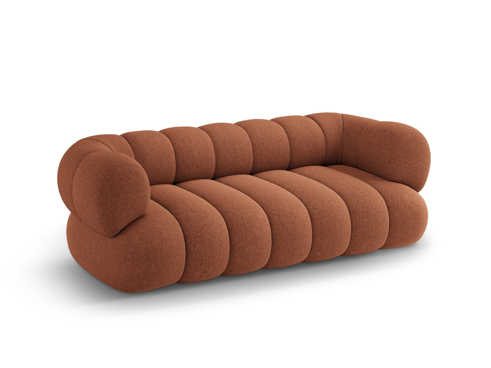 Modernes Koge 3-Sitzer Sofa in der Farbe Brick-Eden, perfekt für gemütliche und stilvolle Wohnzimmergestaltung.