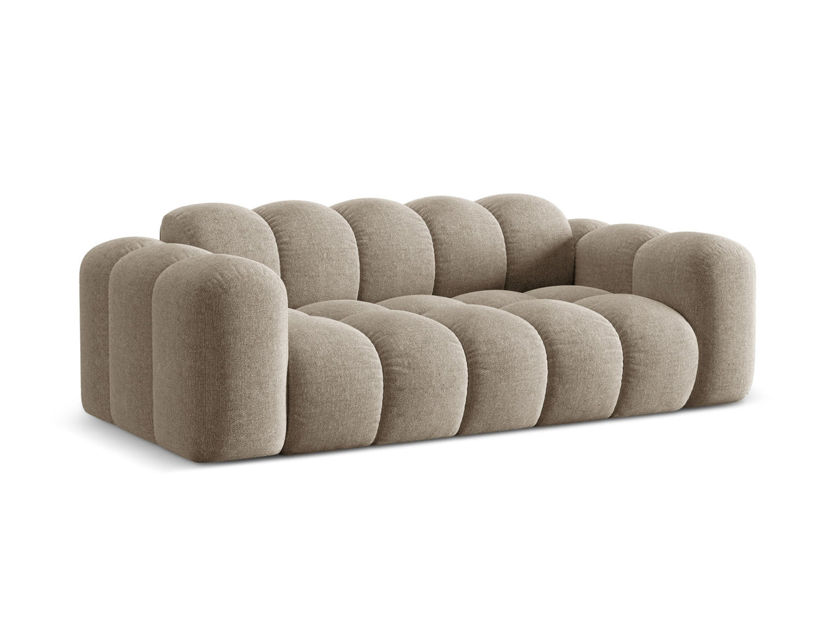 3er Sofa Treno mit Stoffbezug, schwarzen Kunststoffbeinen und flacher Rückenlehne