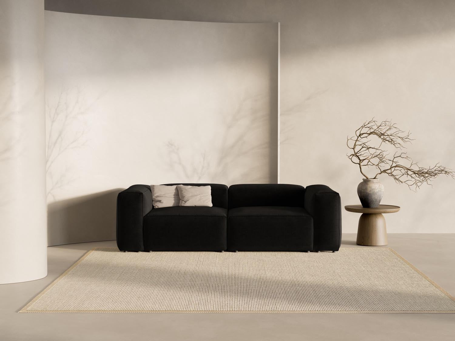 Bergamo Modular Sofa 3 Sitzer in Black-Liberty präsentiert im Onlineshop von KAQTU Design AG. 3er Sofa ist von Cosmopolitan Design